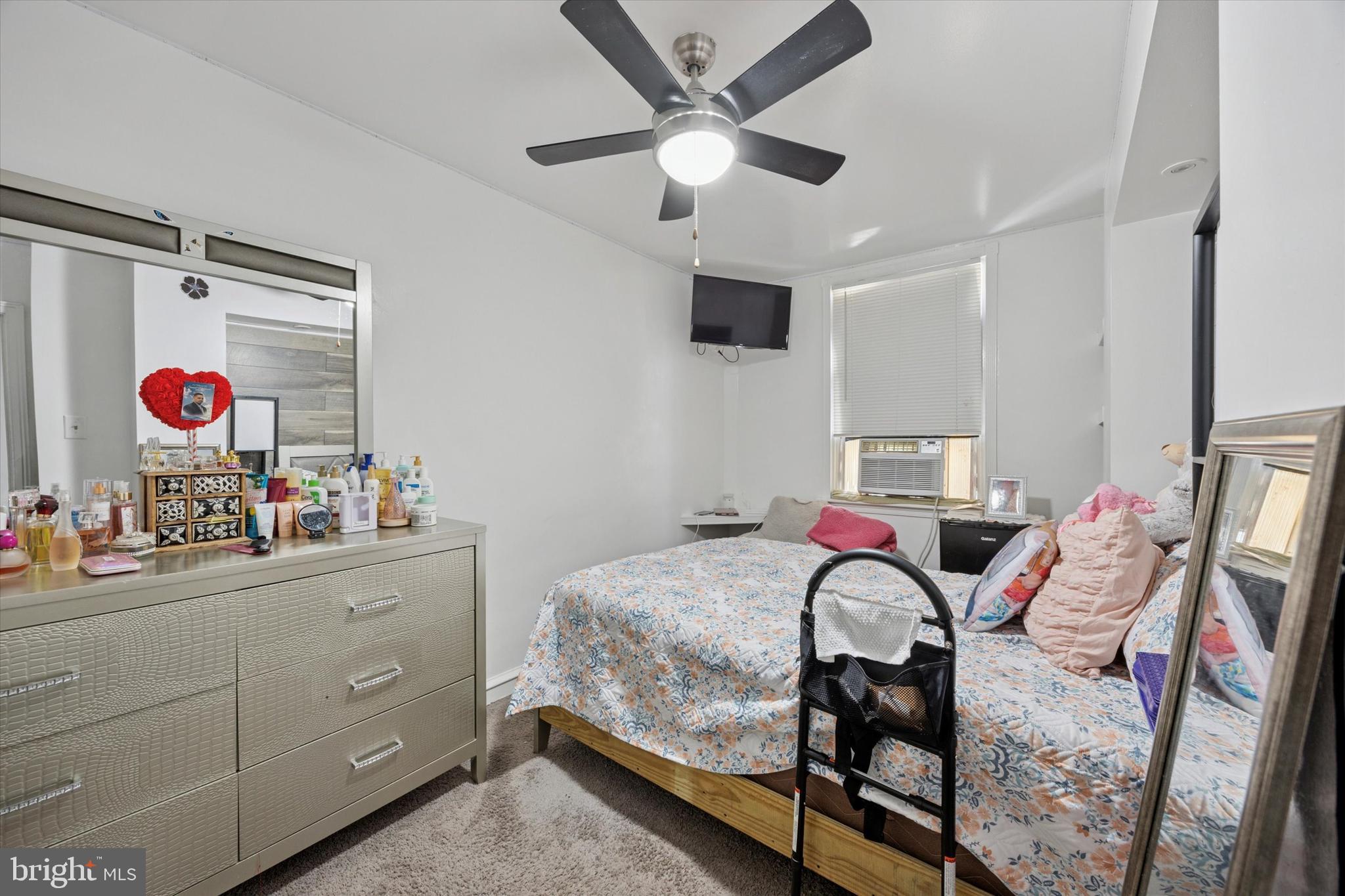 MAYFAIR - Residential