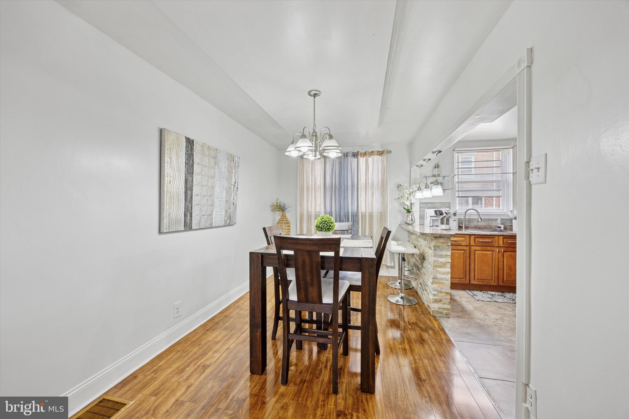 MAYFAIR - Residential