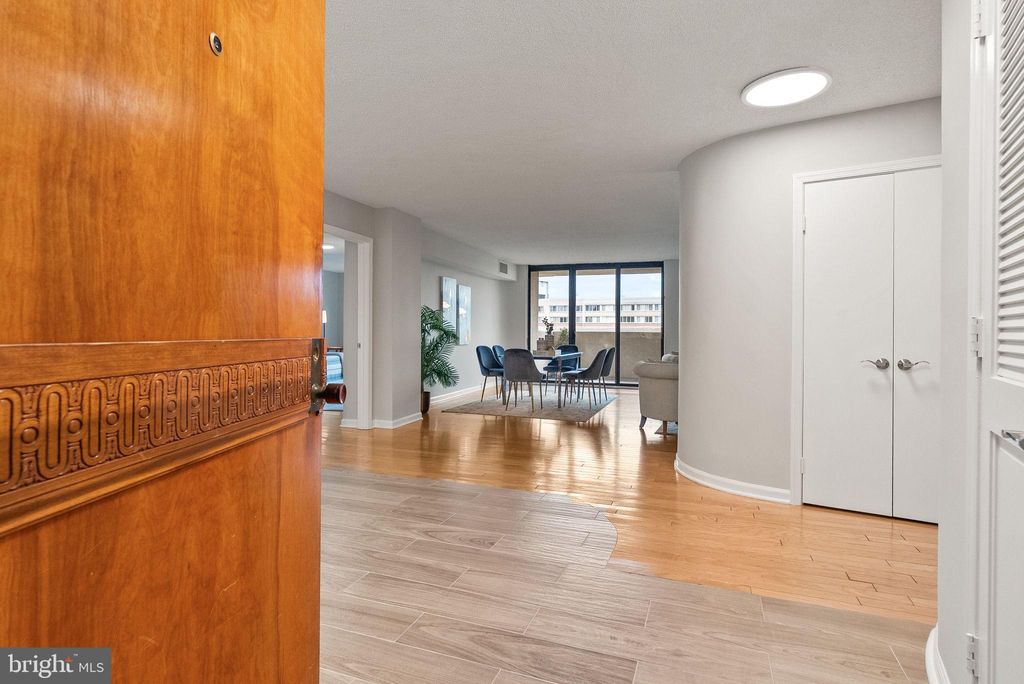 Photo of 1101 S Arlington Ridge Road #313, ARLINGTON, VA 22202 (MLS # VAAR2063160)