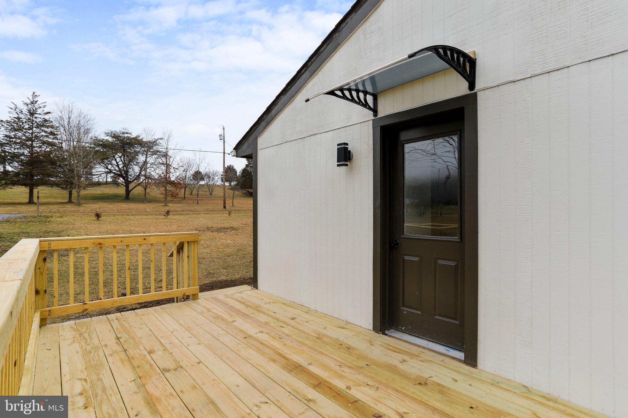 GOLDEN ACRES - Residential