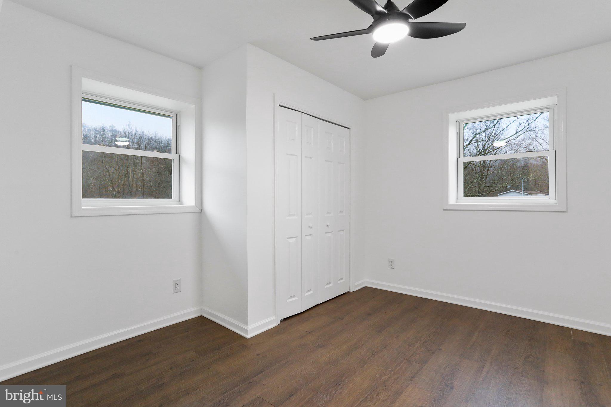 GOLDEN ACRES - Residential