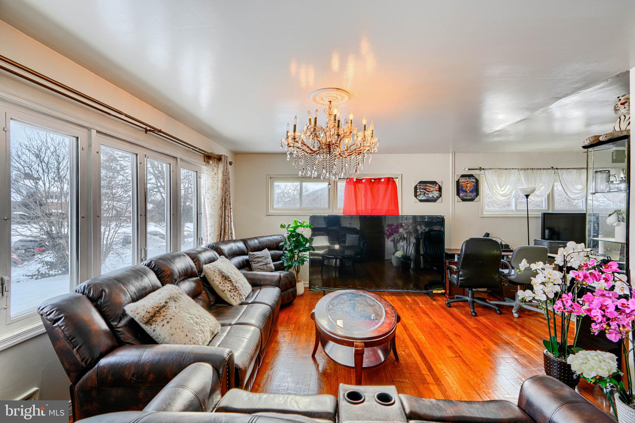 WESTVIEW PARK - Residential