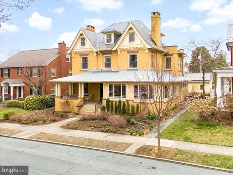 207 ROCKWELL TERRACE FREDERICK MD 21701
