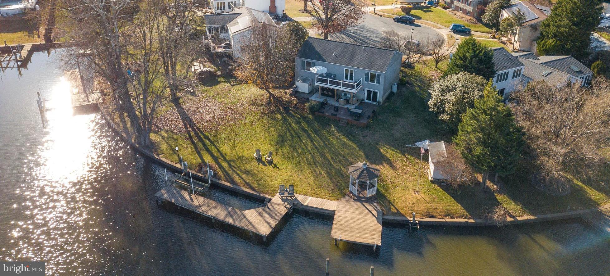 RUMSEY ISLAND - Residential