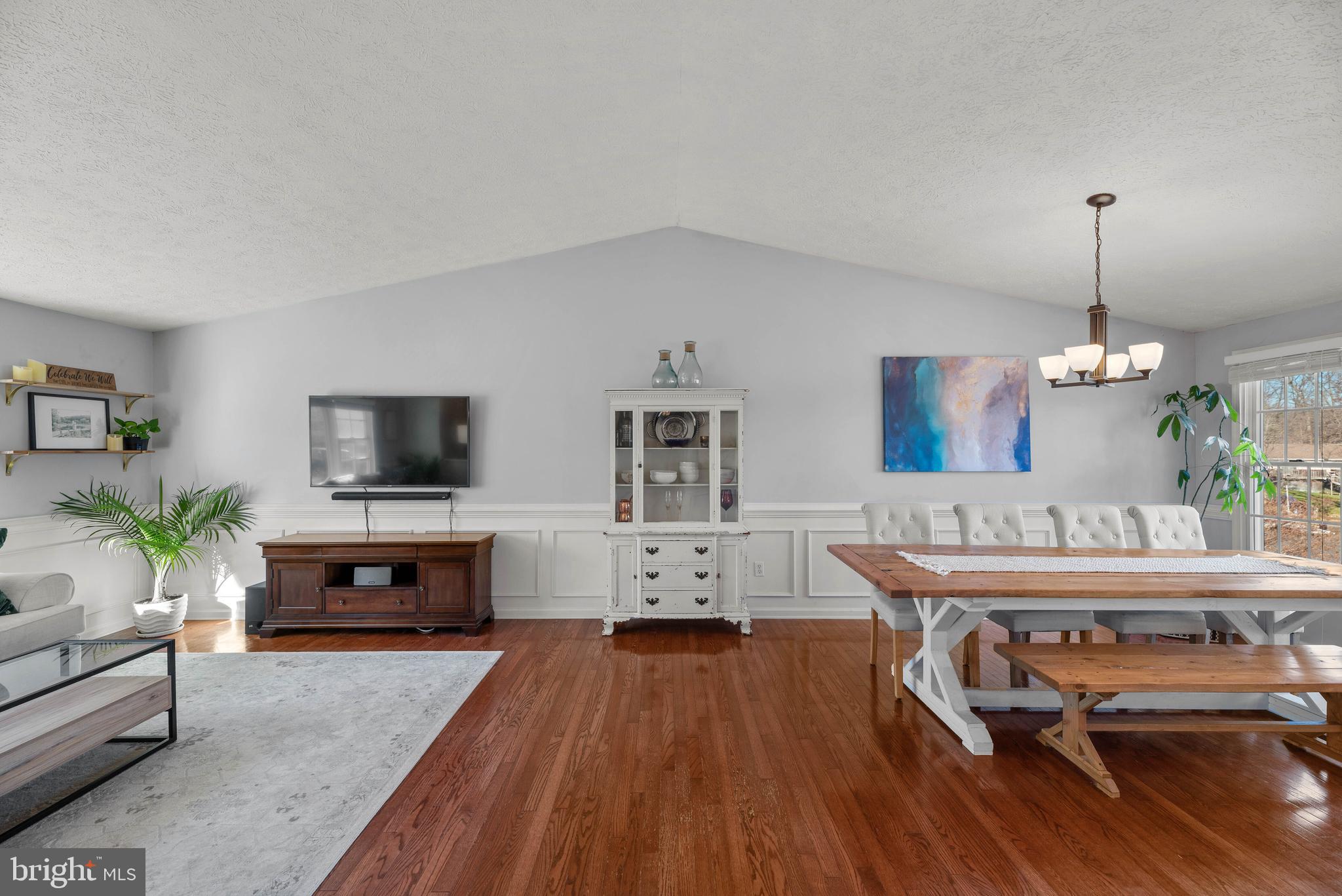 RUMSEY ISLAND - Residential