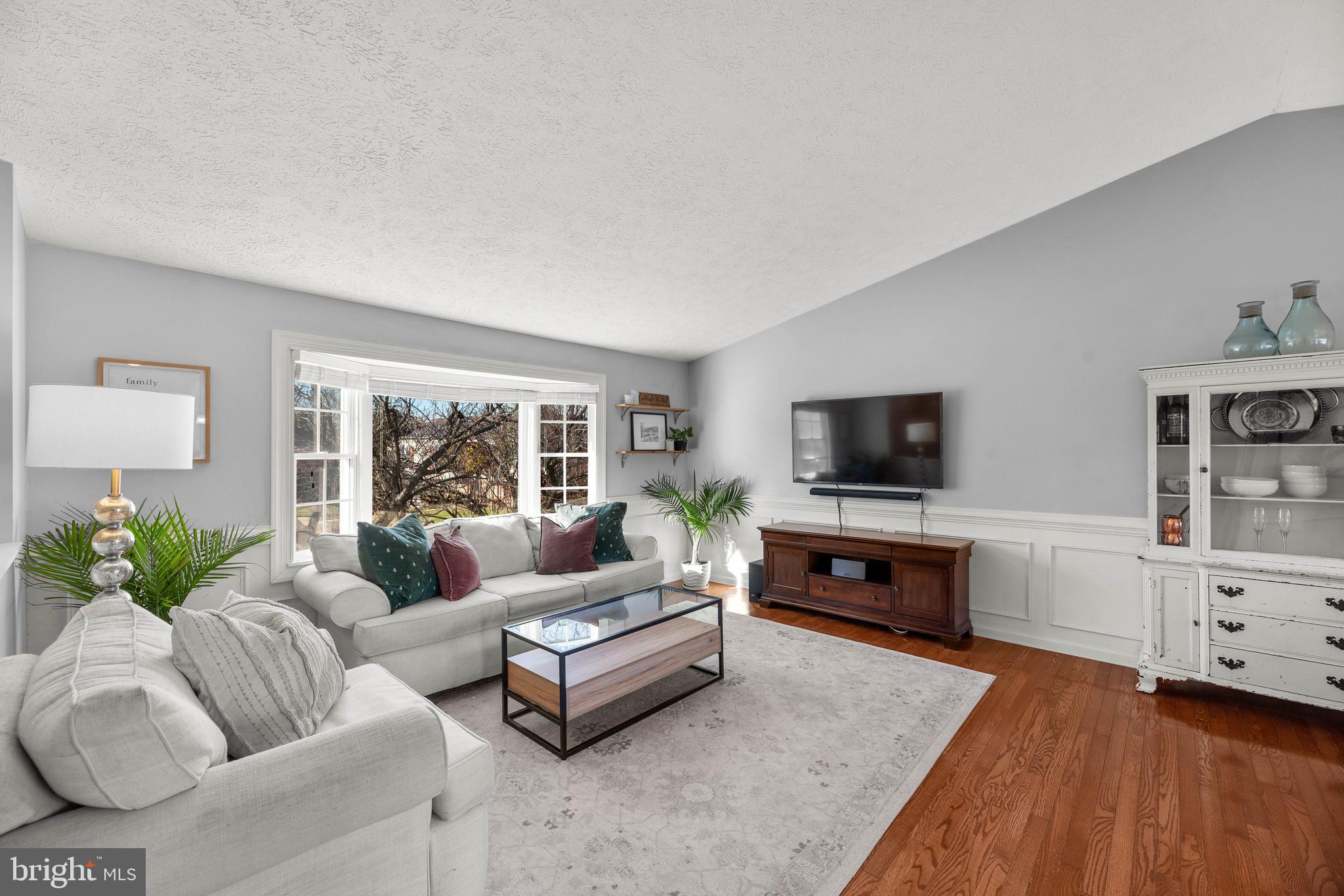 RUMSEY ISLAND - Residential