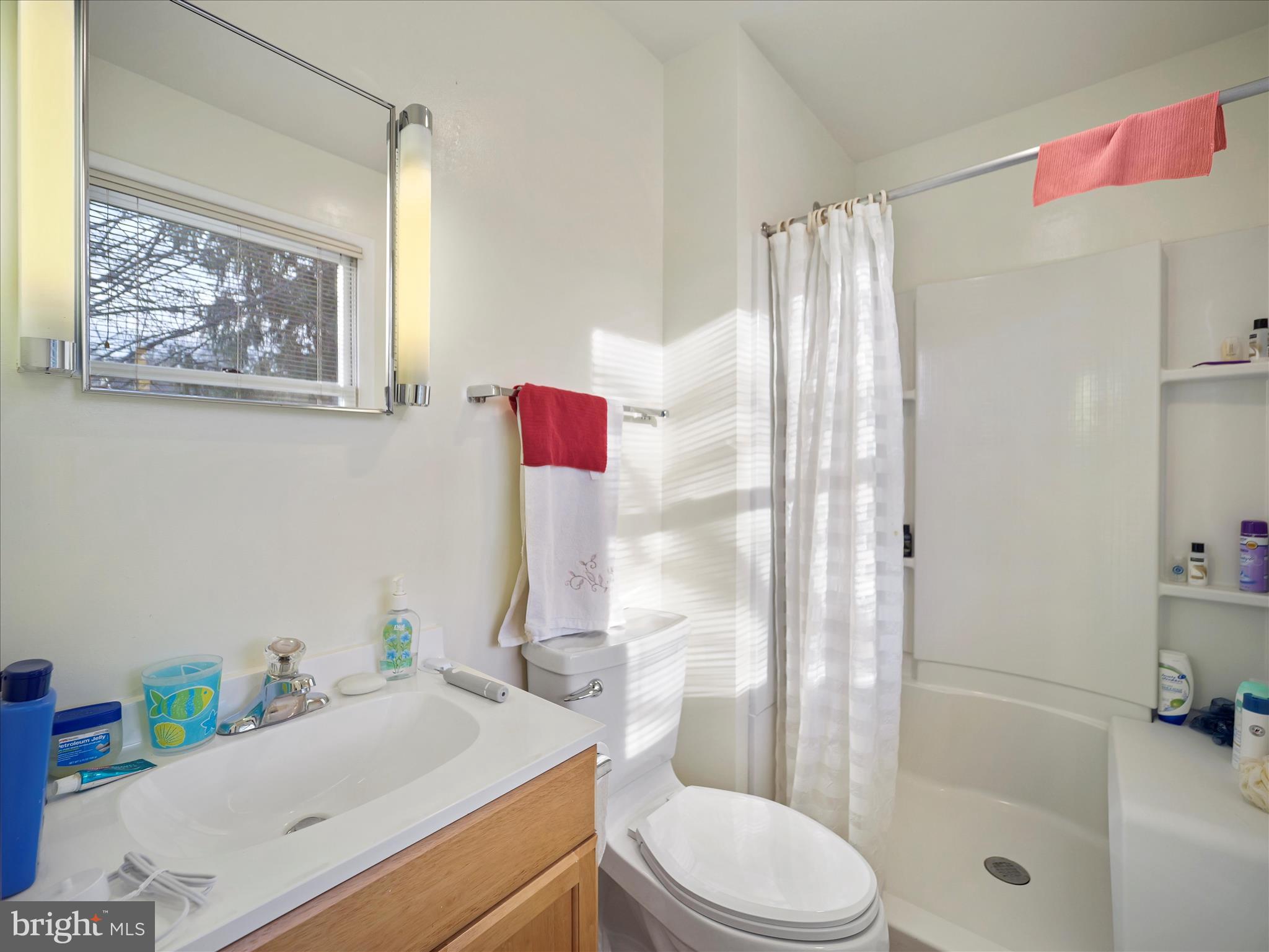 COLONIAL PARK EAST - Residential