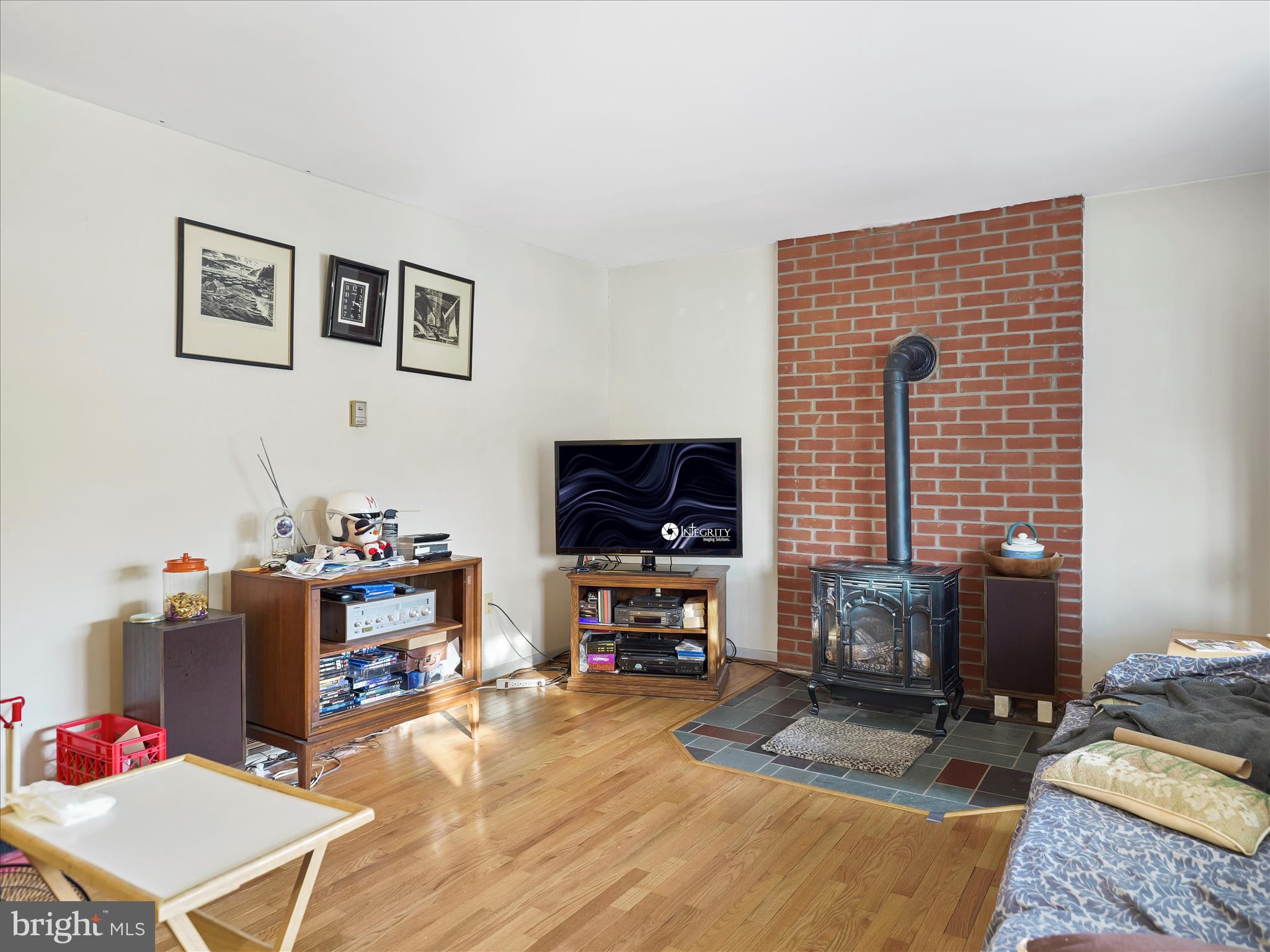 COLONIAL PARK EAST - Residential