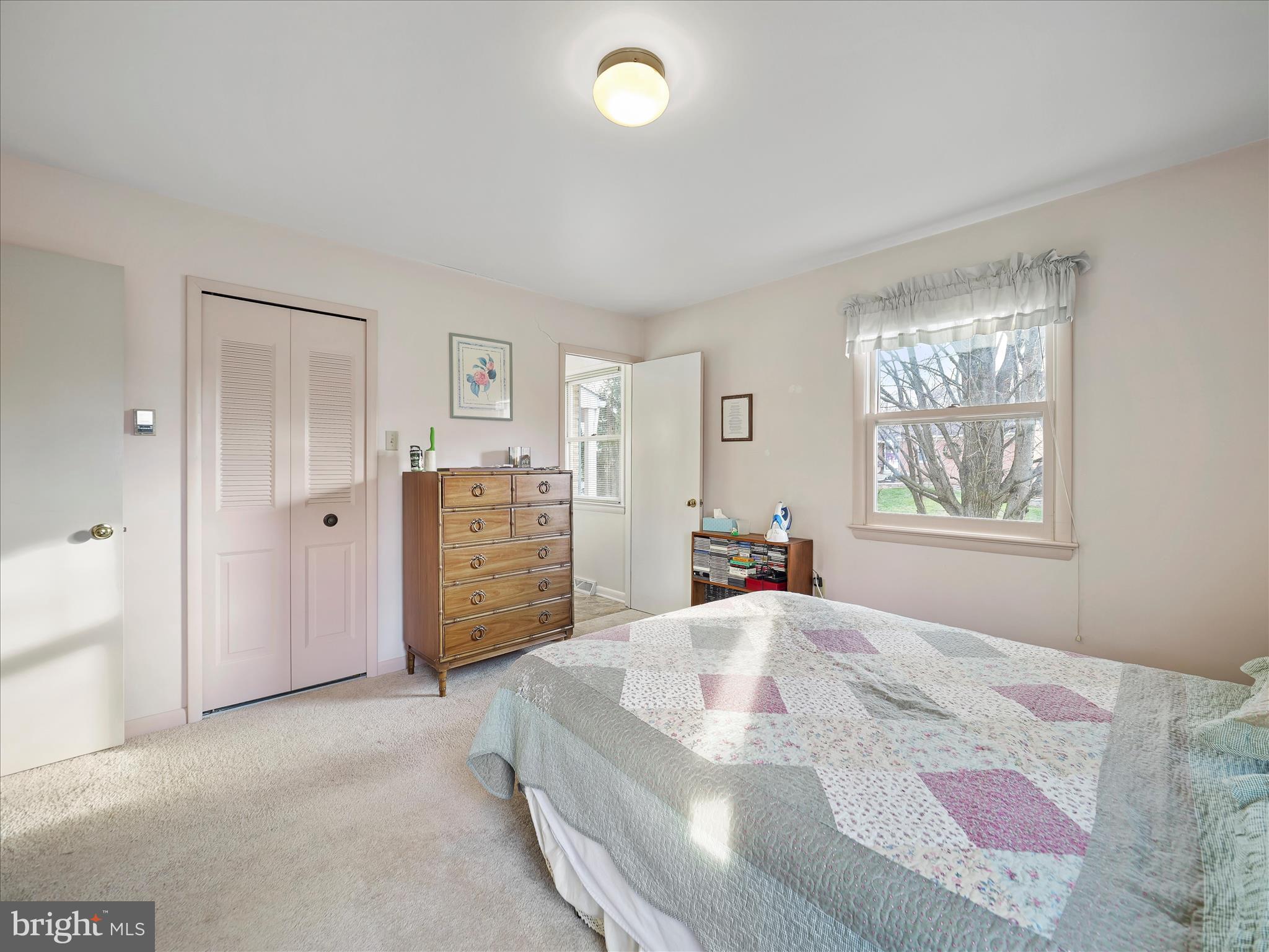 COLONIAL PARK EAST - Residential