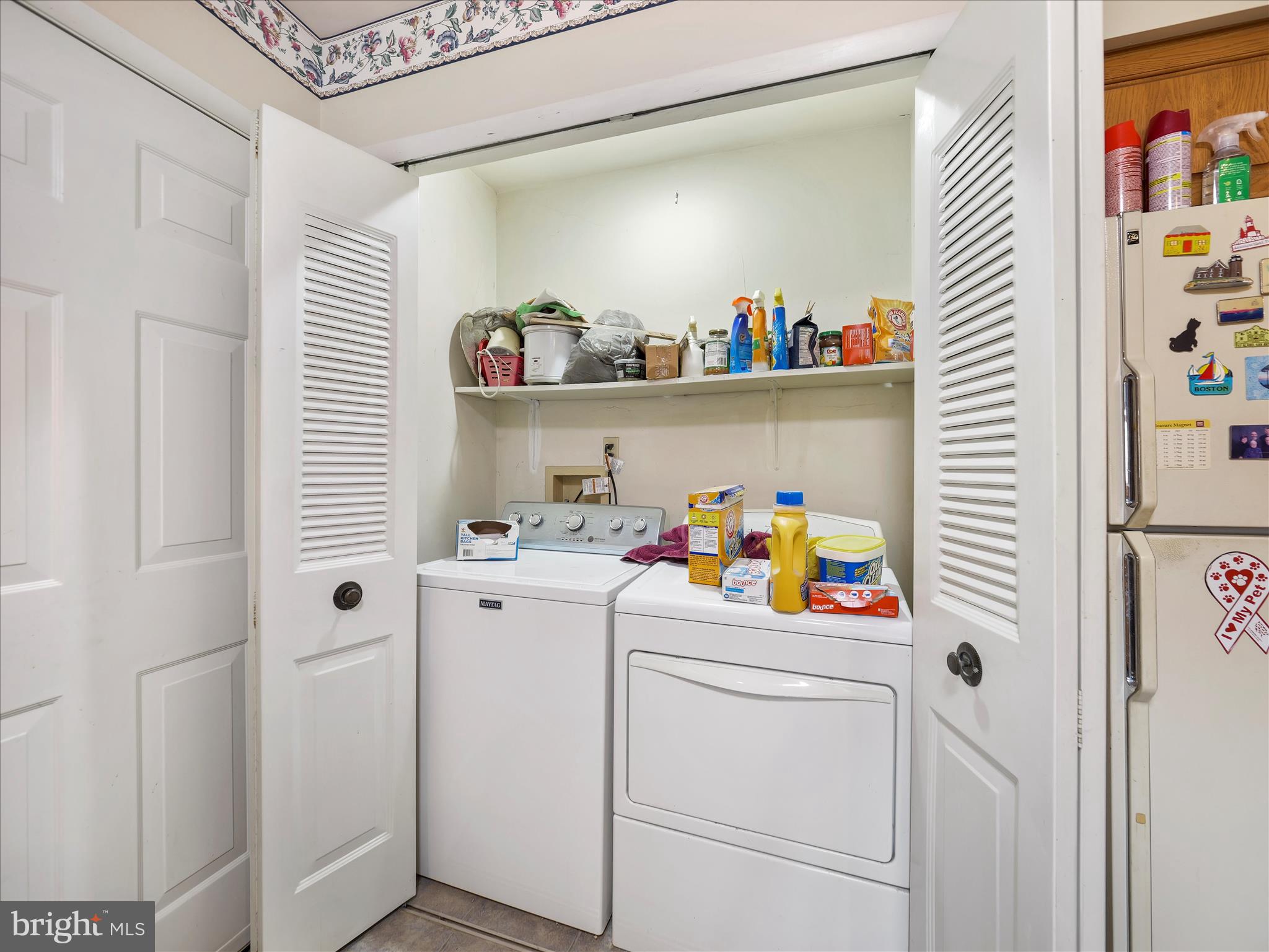 COLONIAL PARK EAST - Residential