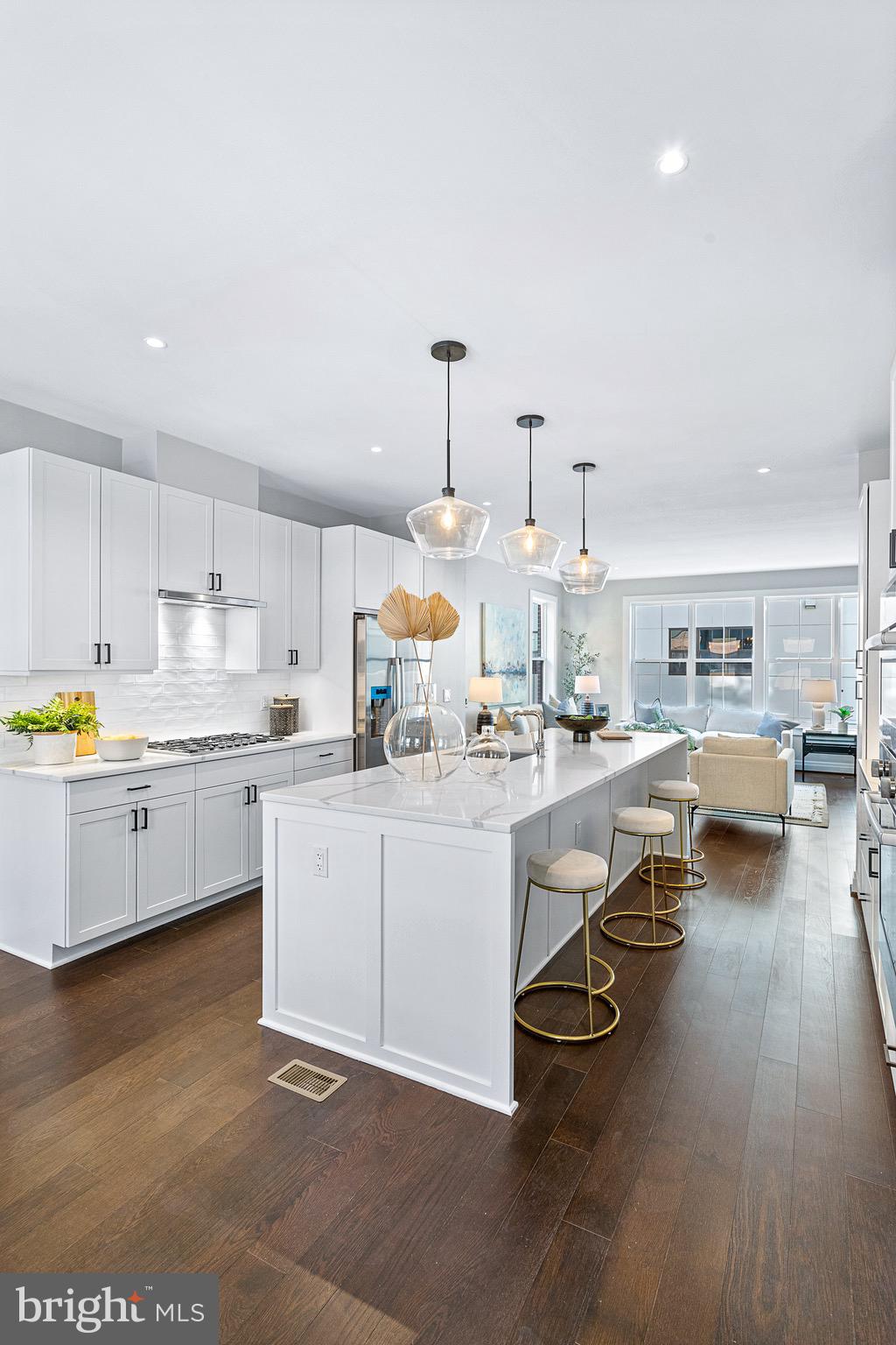 OLD TOWN ALEXANDRIA - Residential