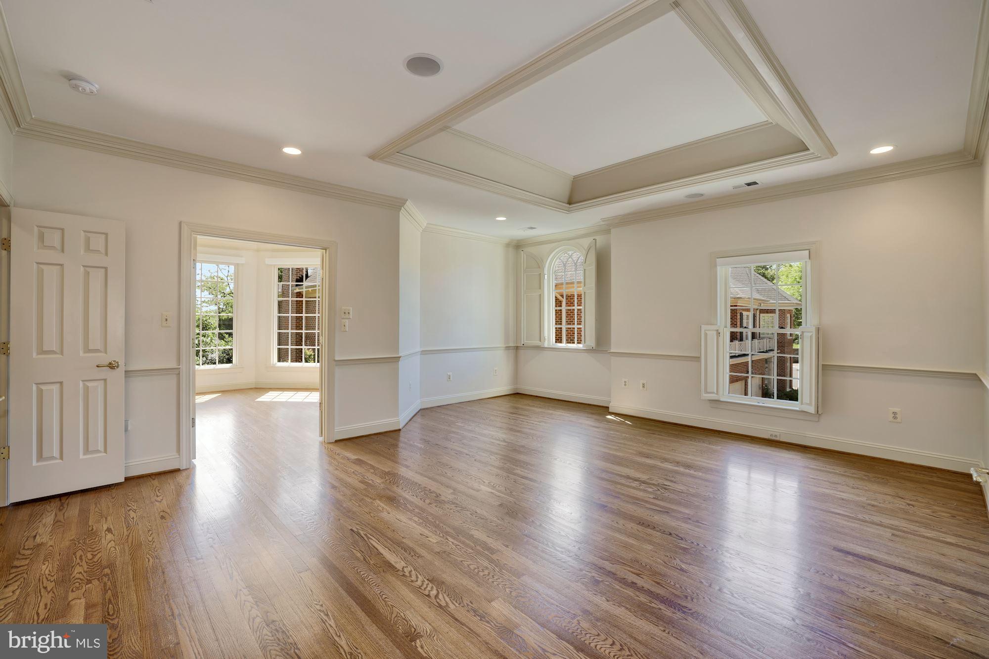 CHAIN BRIDGE TERRACE - Residential