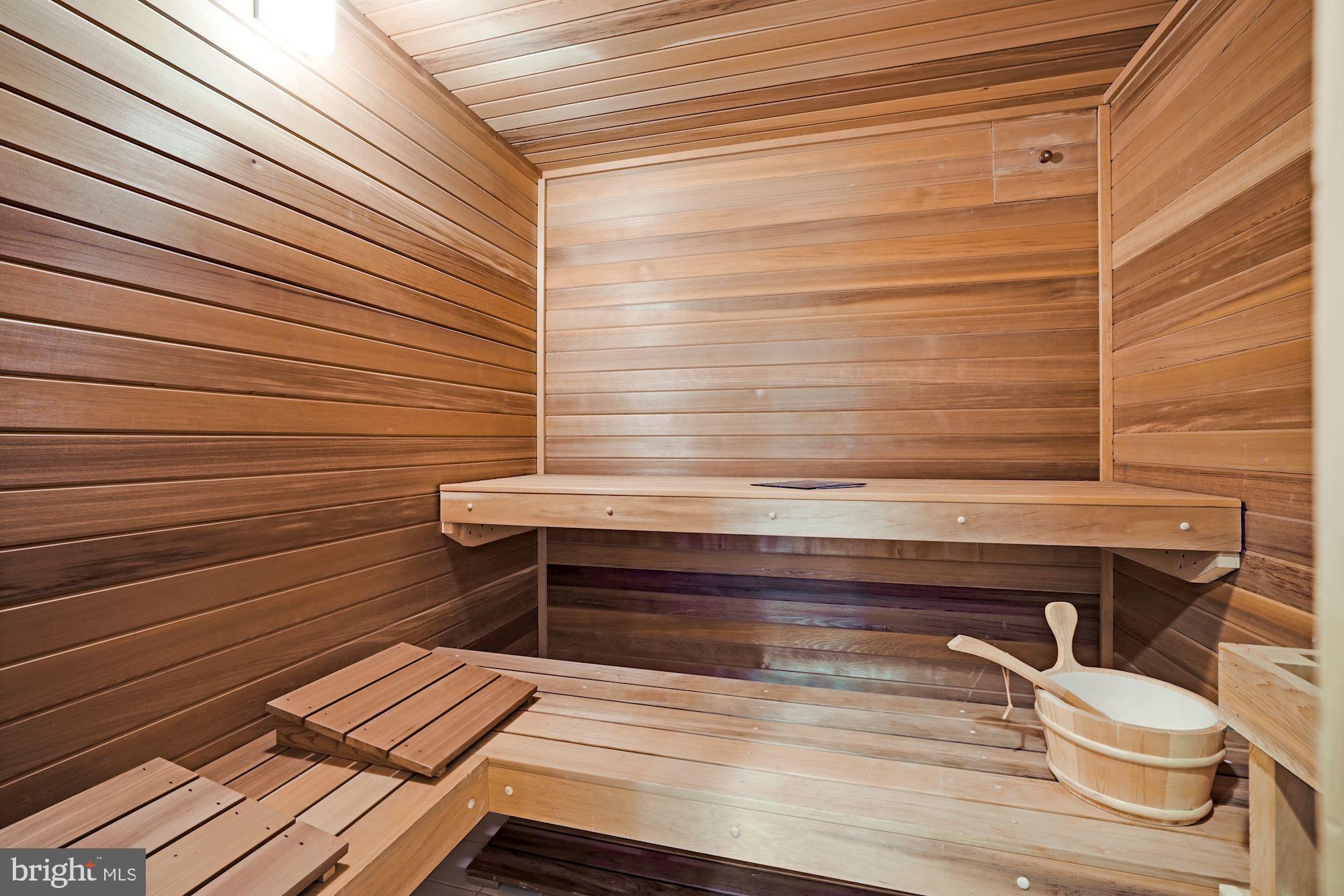 CHAIN BRIDGE TERRACE - Residential