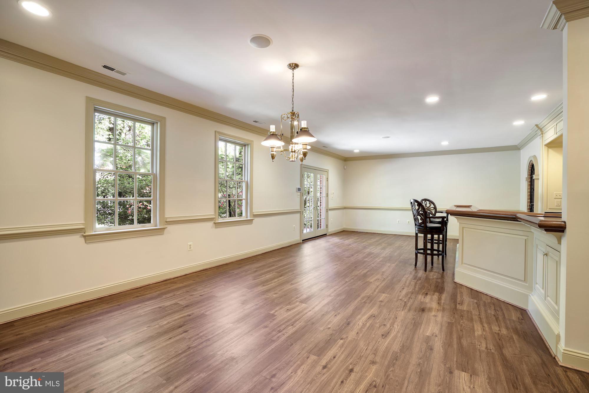 CHAIN BRIDGE TERRACE - Residential