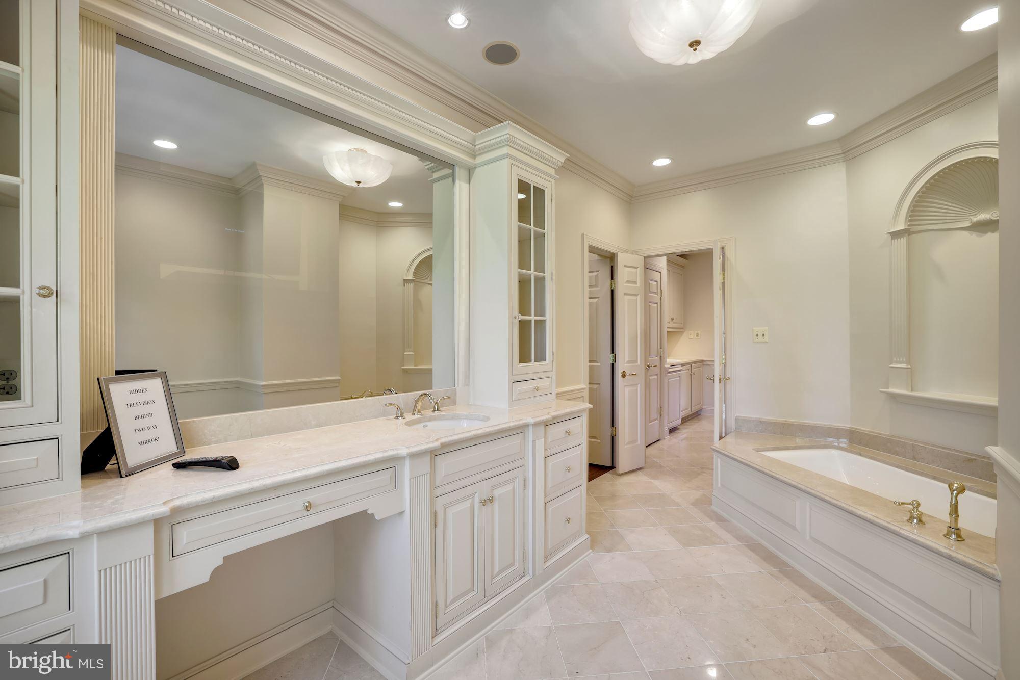 CHAIN BRIDGE TERRACE - Residential