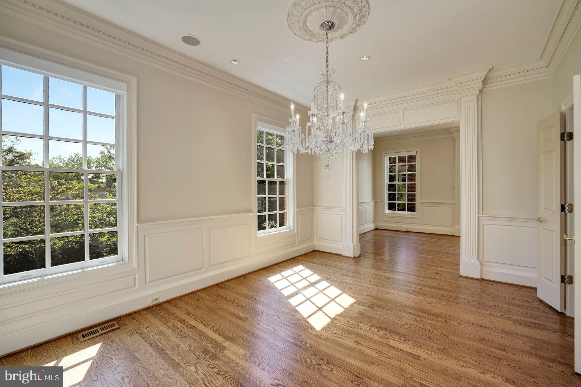 CHAIN BRIDGE TERRACE - Residential