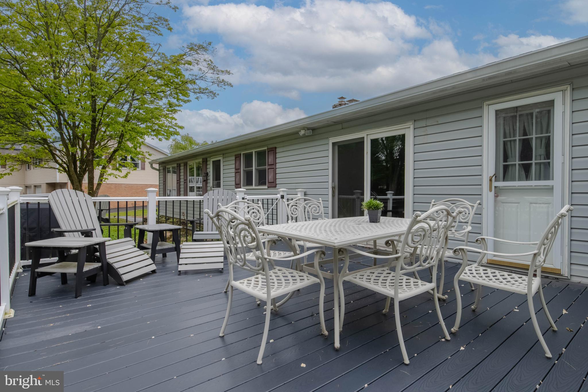 PLEASANT HILLS - Residential