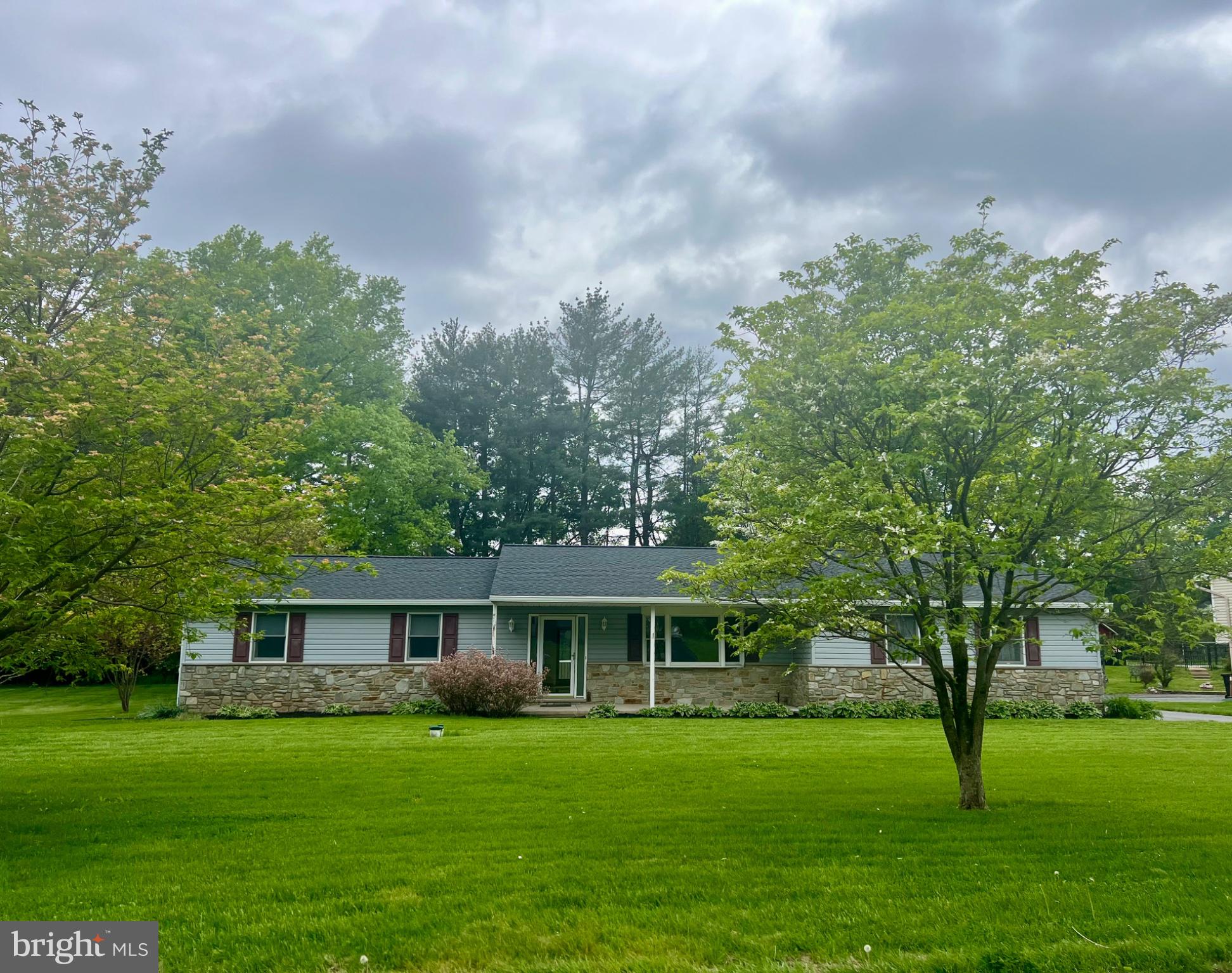 PLEASANT HILLS - Residential