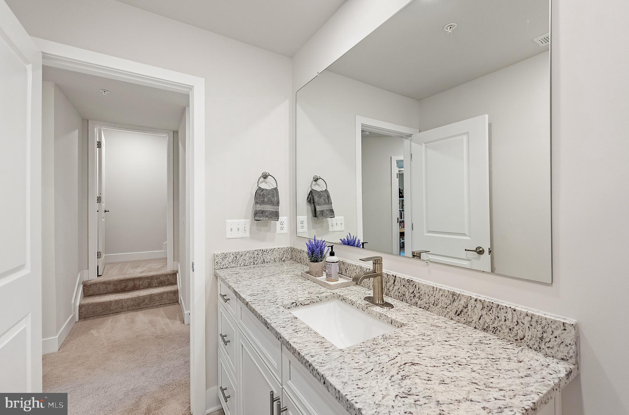 SEA OAKS VILLAGE - Residential