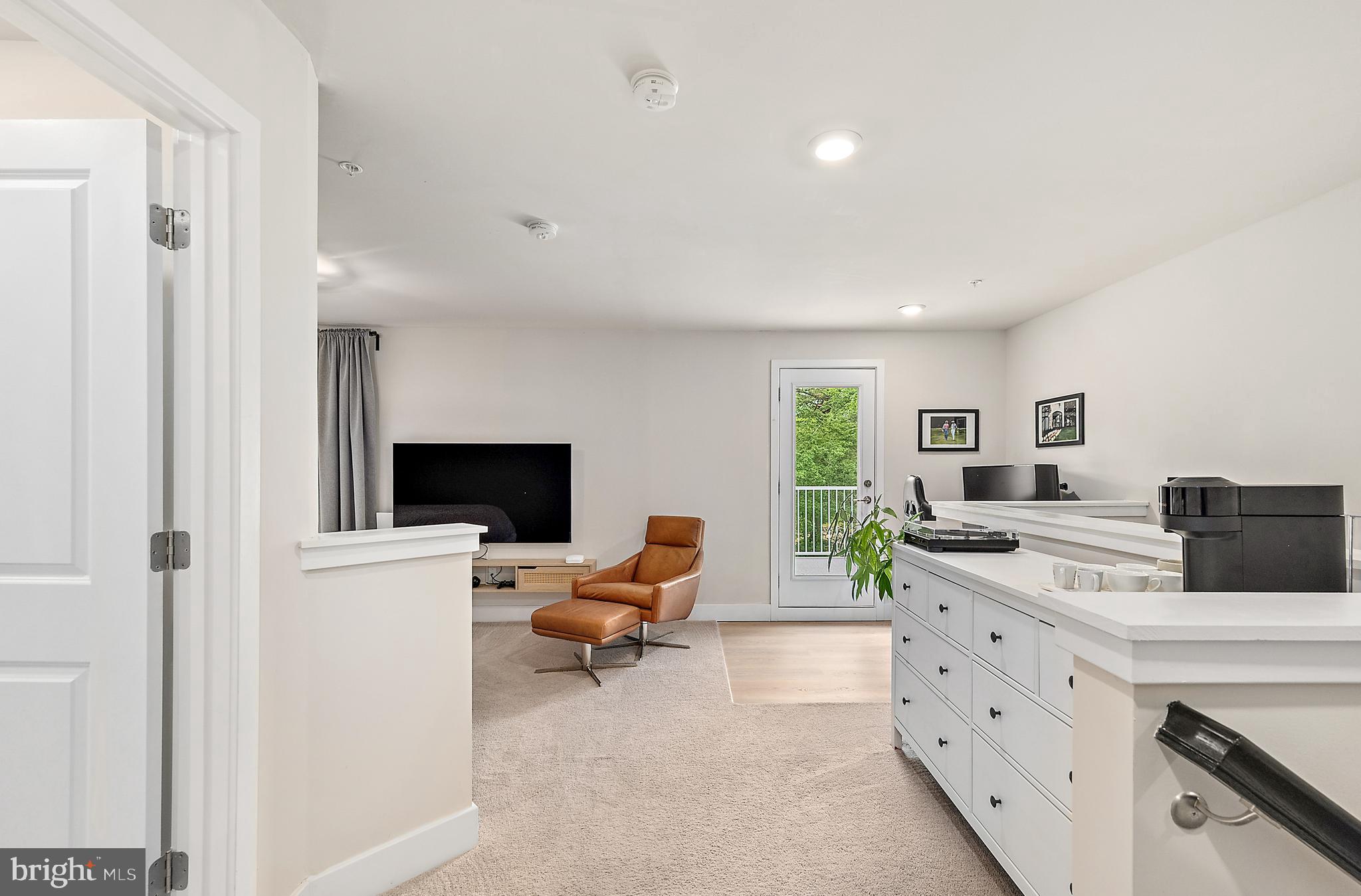 SEA OAKS VILLAGE - Residential