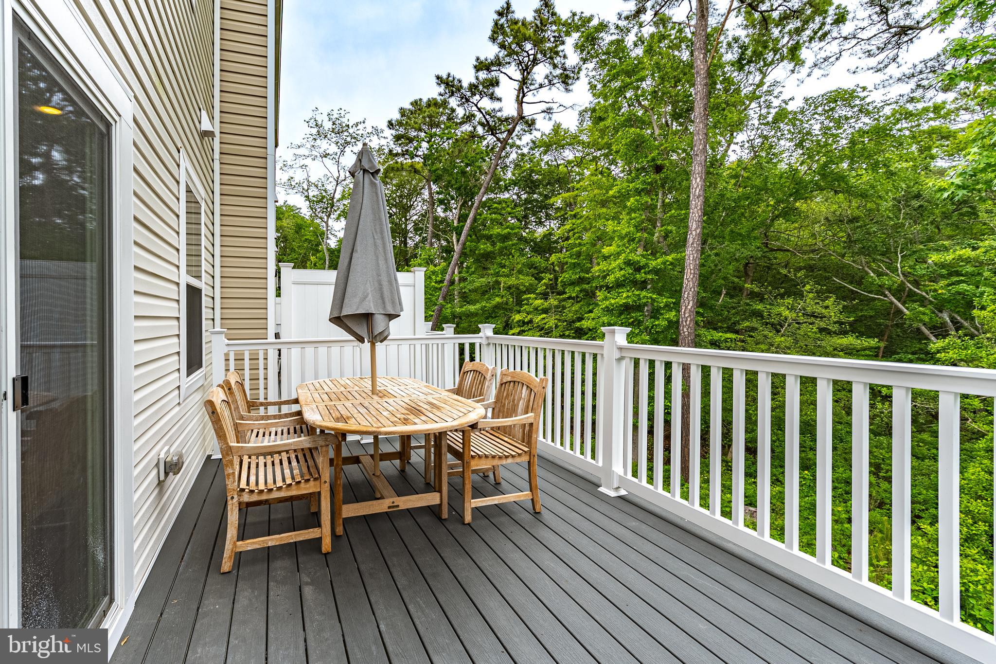 SEA OAKS VILLAGE - Residential