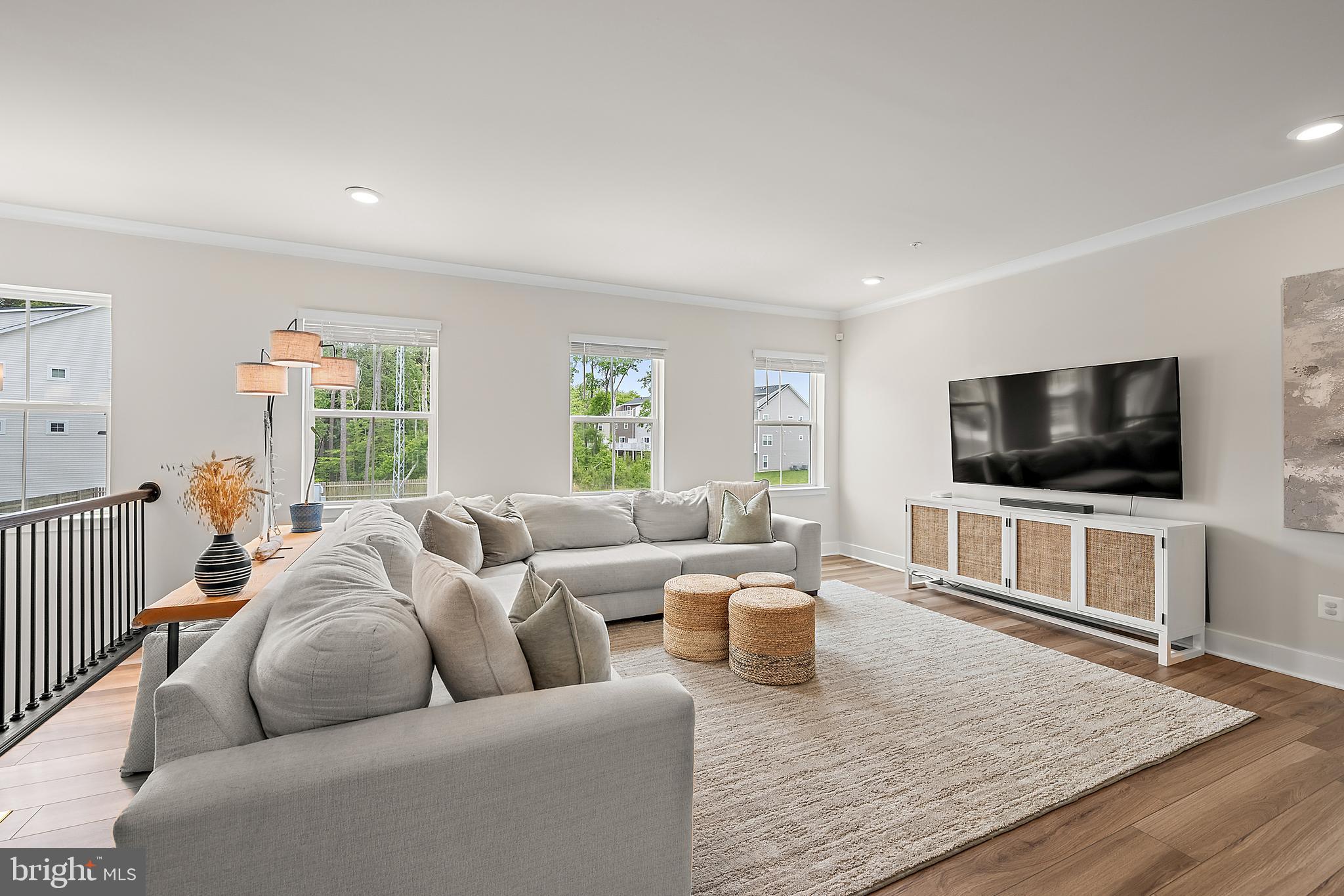 SEA OAKS VILLAGE - Residential