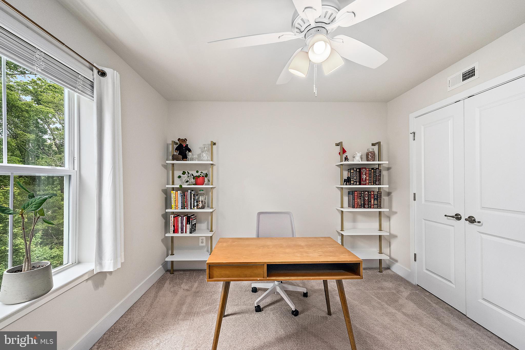 SEA OAKS VILLAGE - Residential