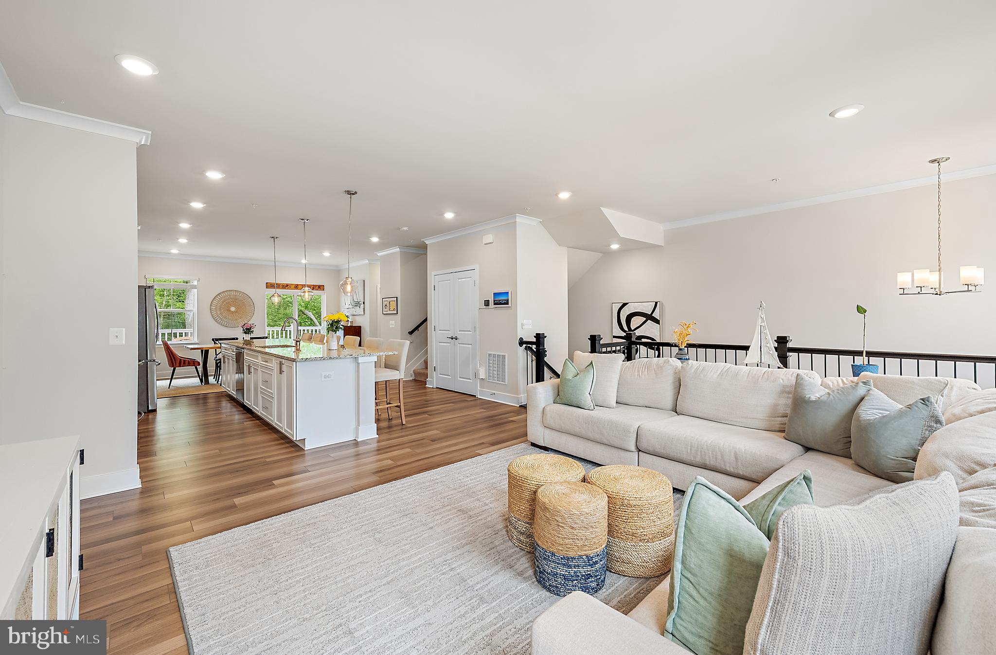 SEA OAKS VILLAGE - Residential