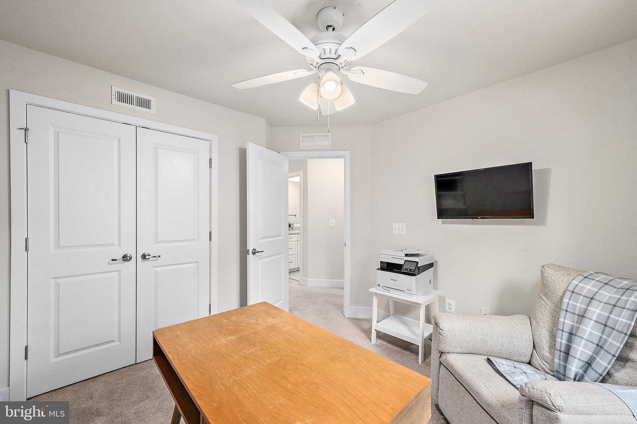 SEA OAKS VILLAGE - Residential