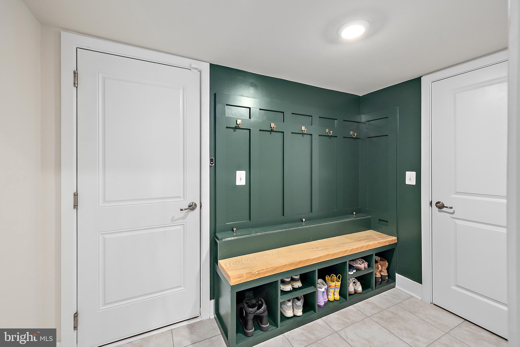 SEA OAKS VILLAGE - Residential