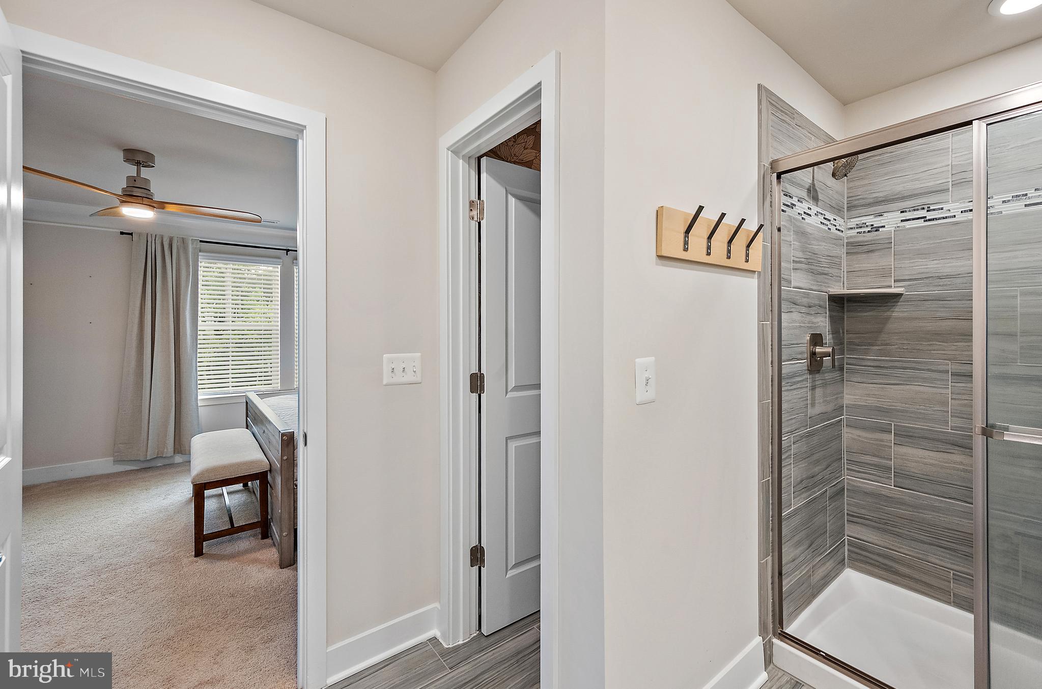 SEA OAKS VILLAGE - Residential