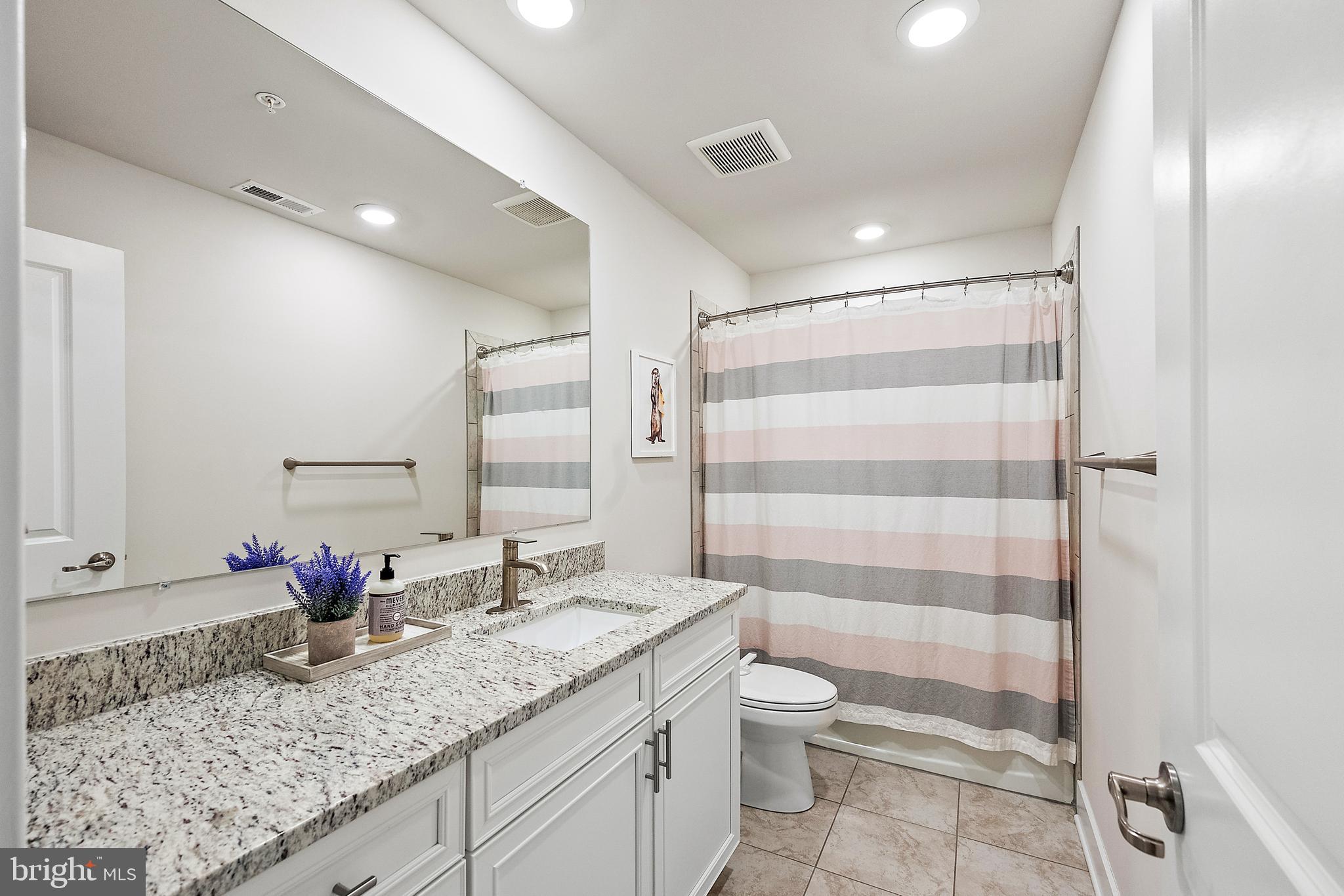 SEA OAKS VILLAGE - Residential