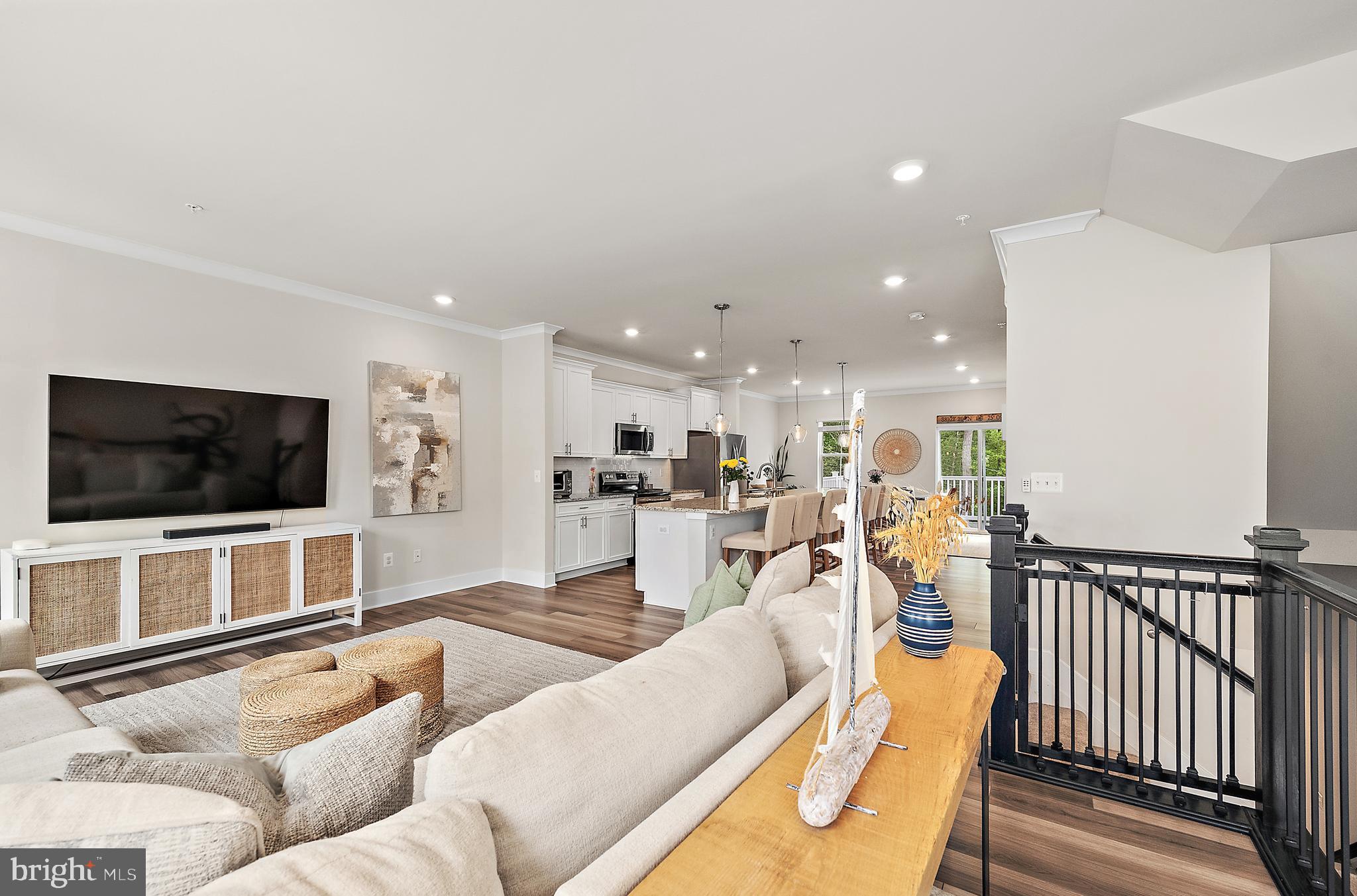 SEA OAKS VILLAGE - Residential