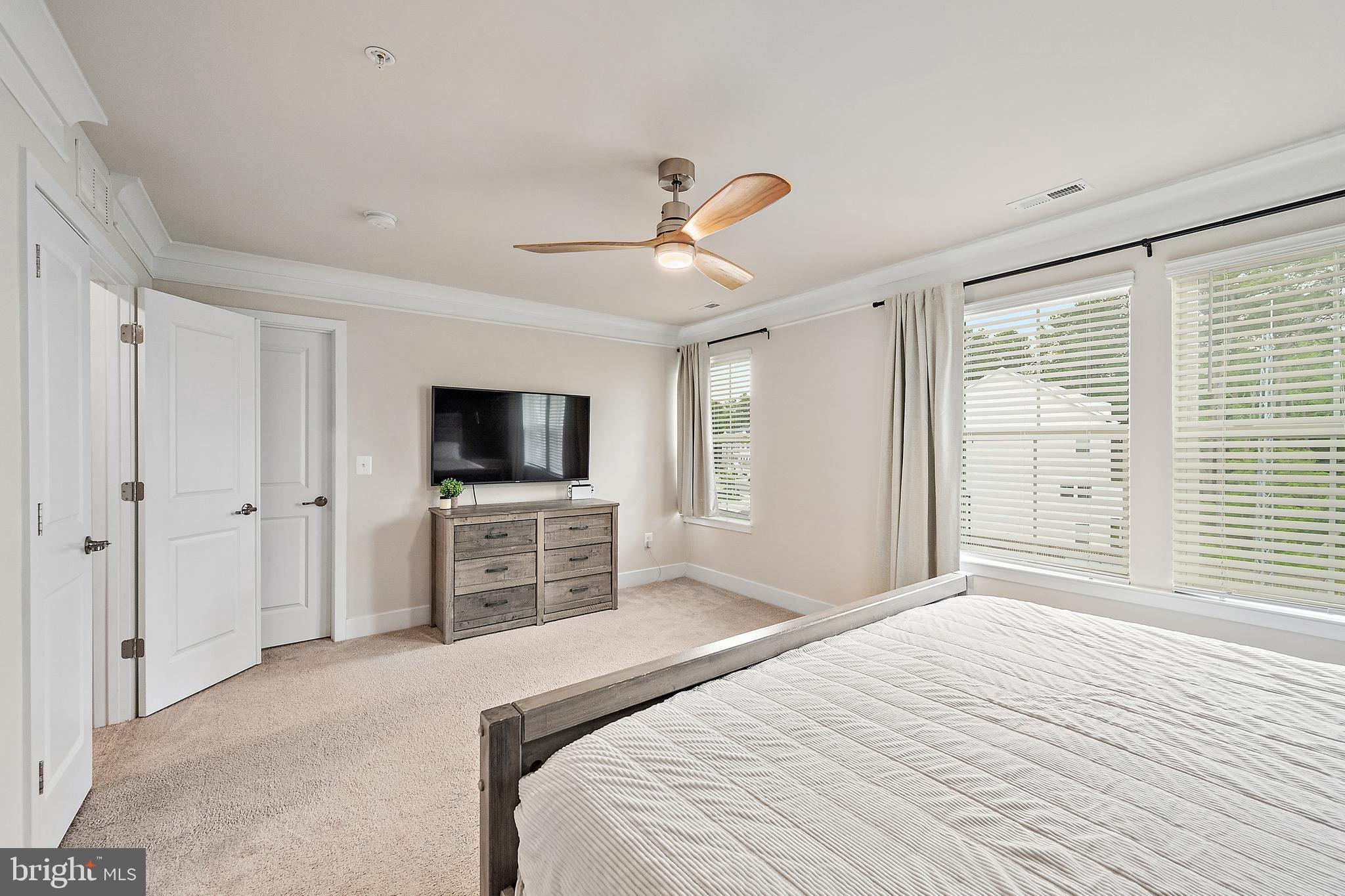 SEA OAKS VILLAGE - Residential