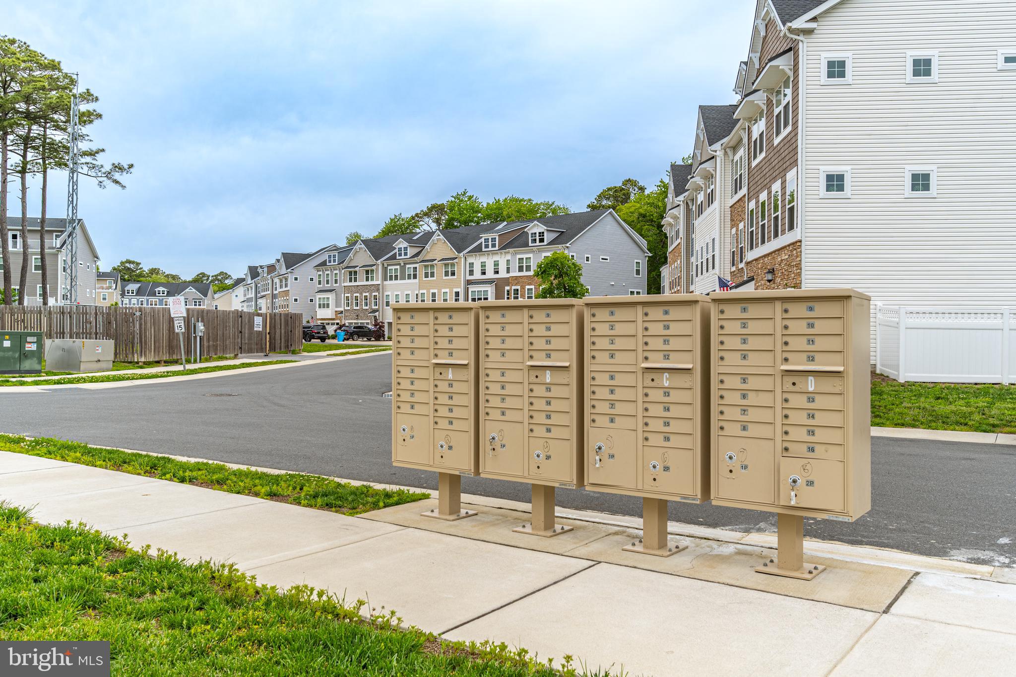 SEA OAKS VILLAGE - Residential