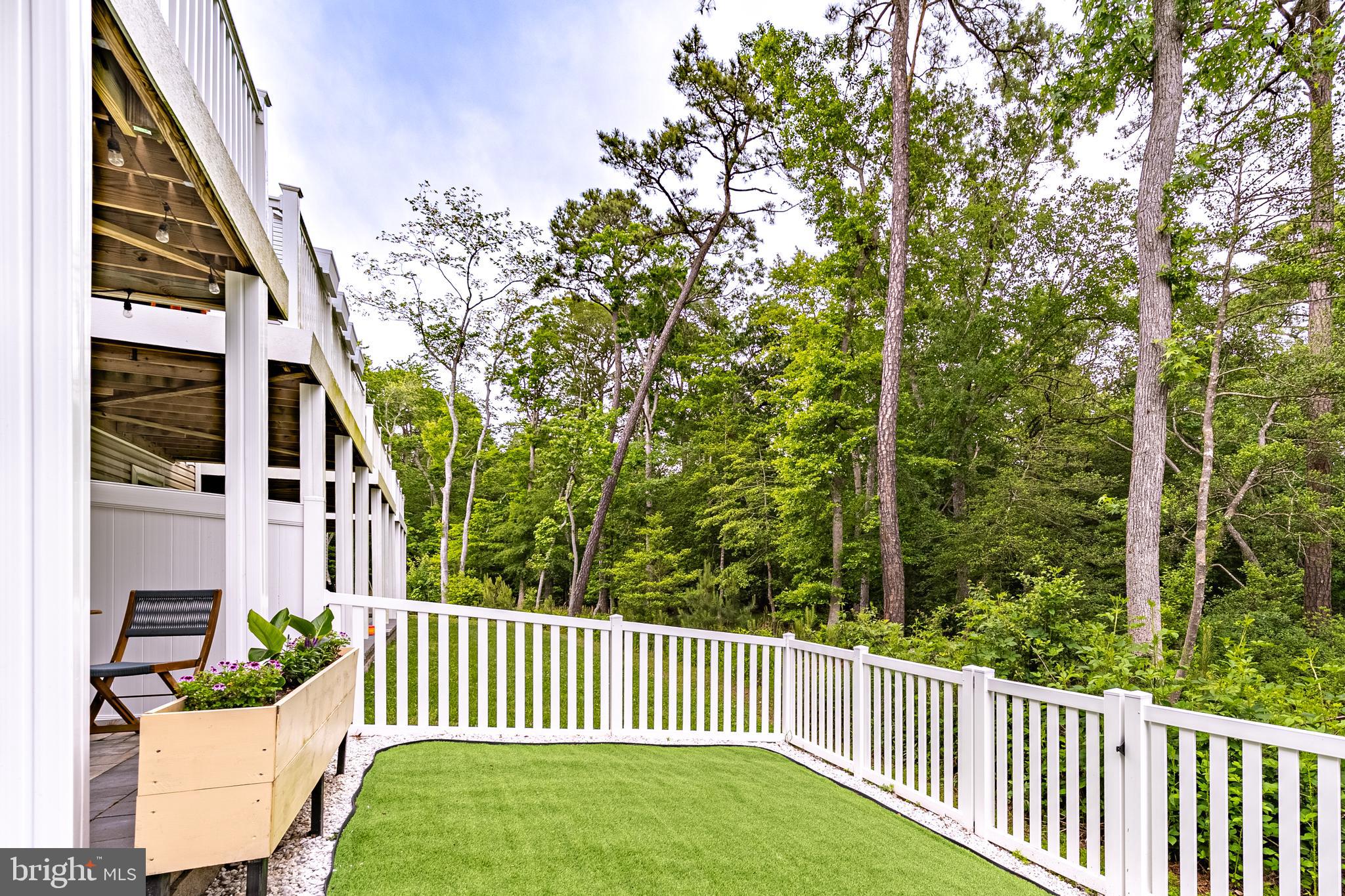 SEA OAKS VILLAGE - Residential