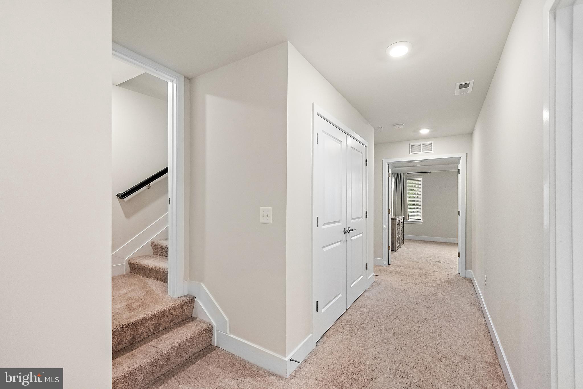 SEA OAKS VILLAGE - Residential