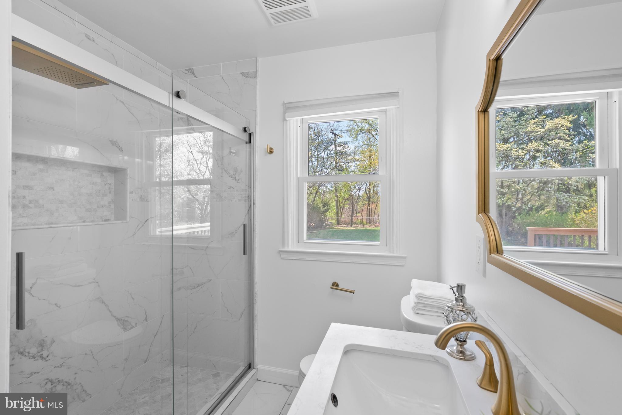 GLENDALE - Residential