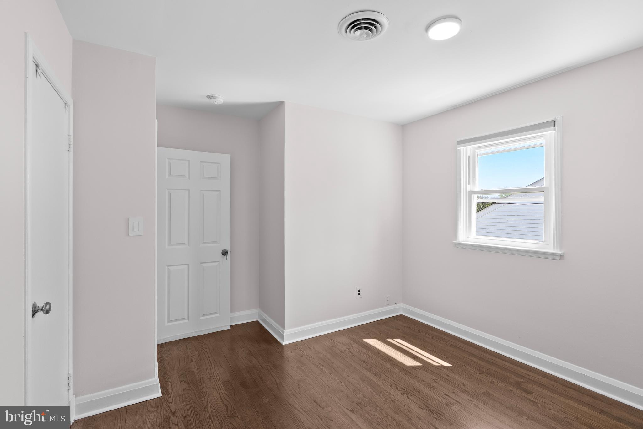 GLENDALE - Residential