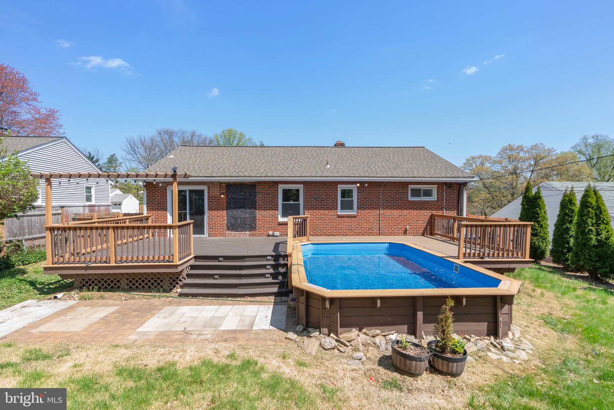 GLENDALE - Residential