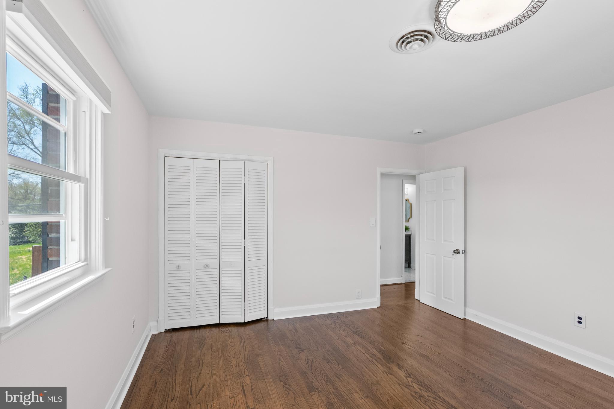 GLENDALE - Residential