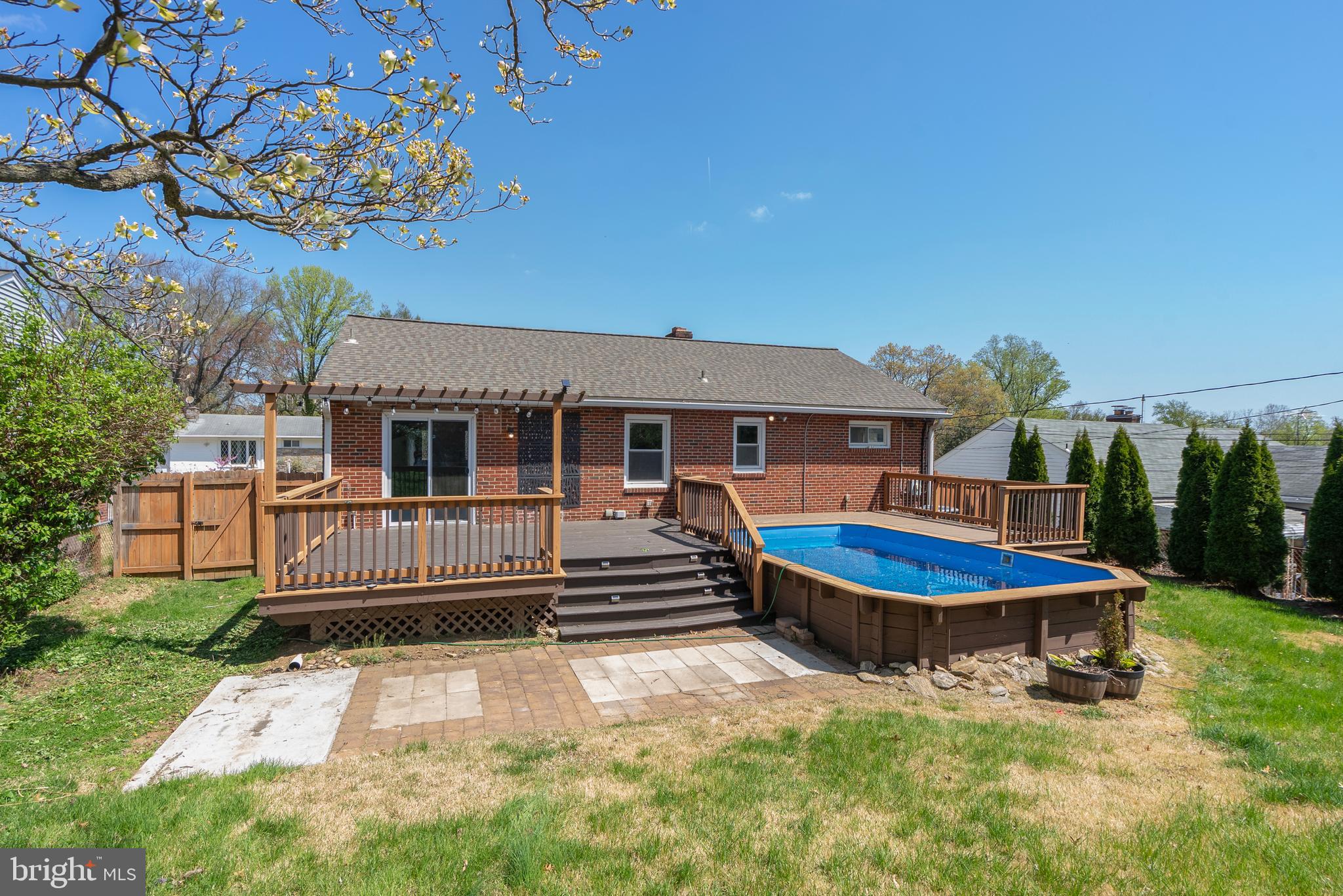 GLENDALE - Residential