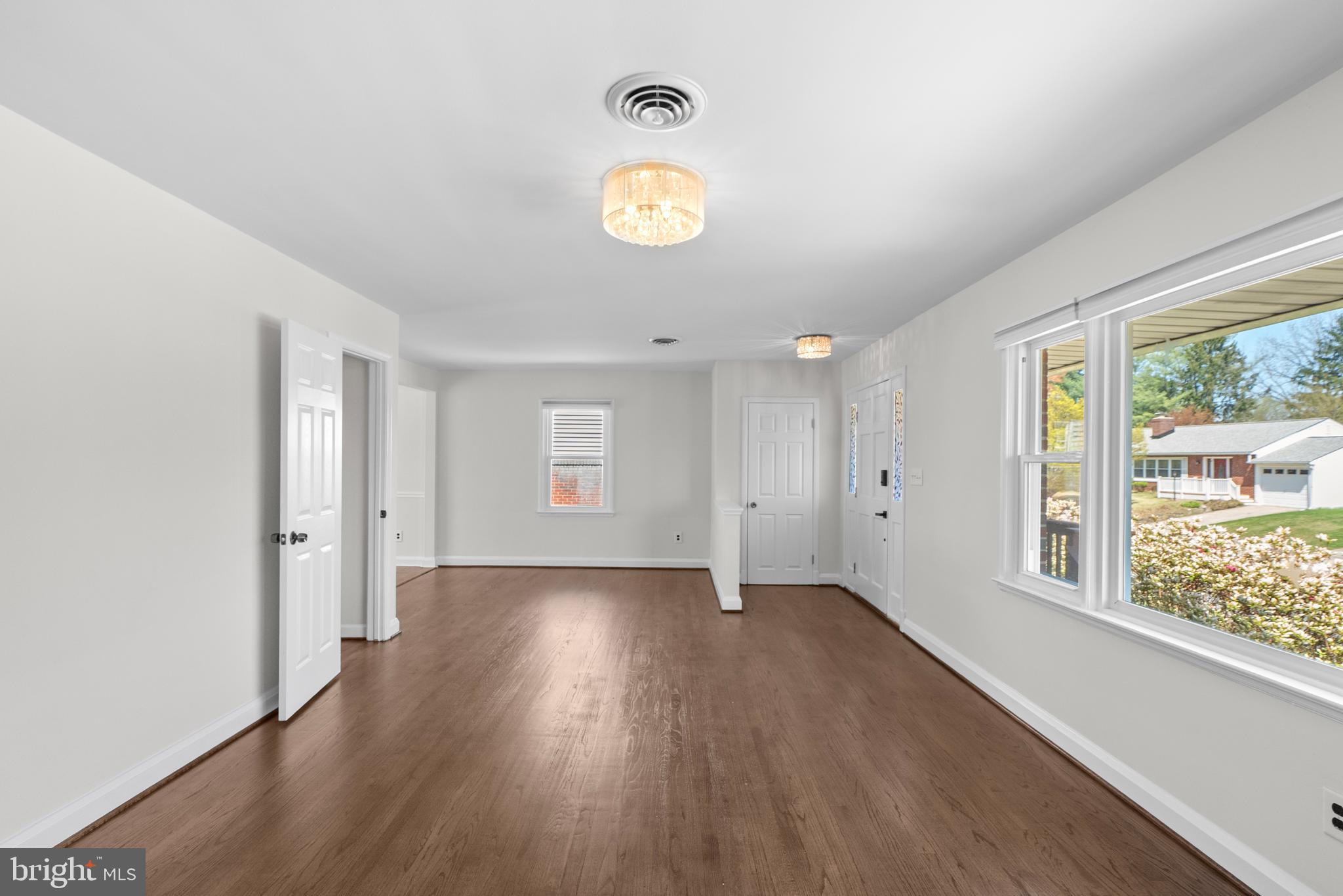 GLENDALE - Residential