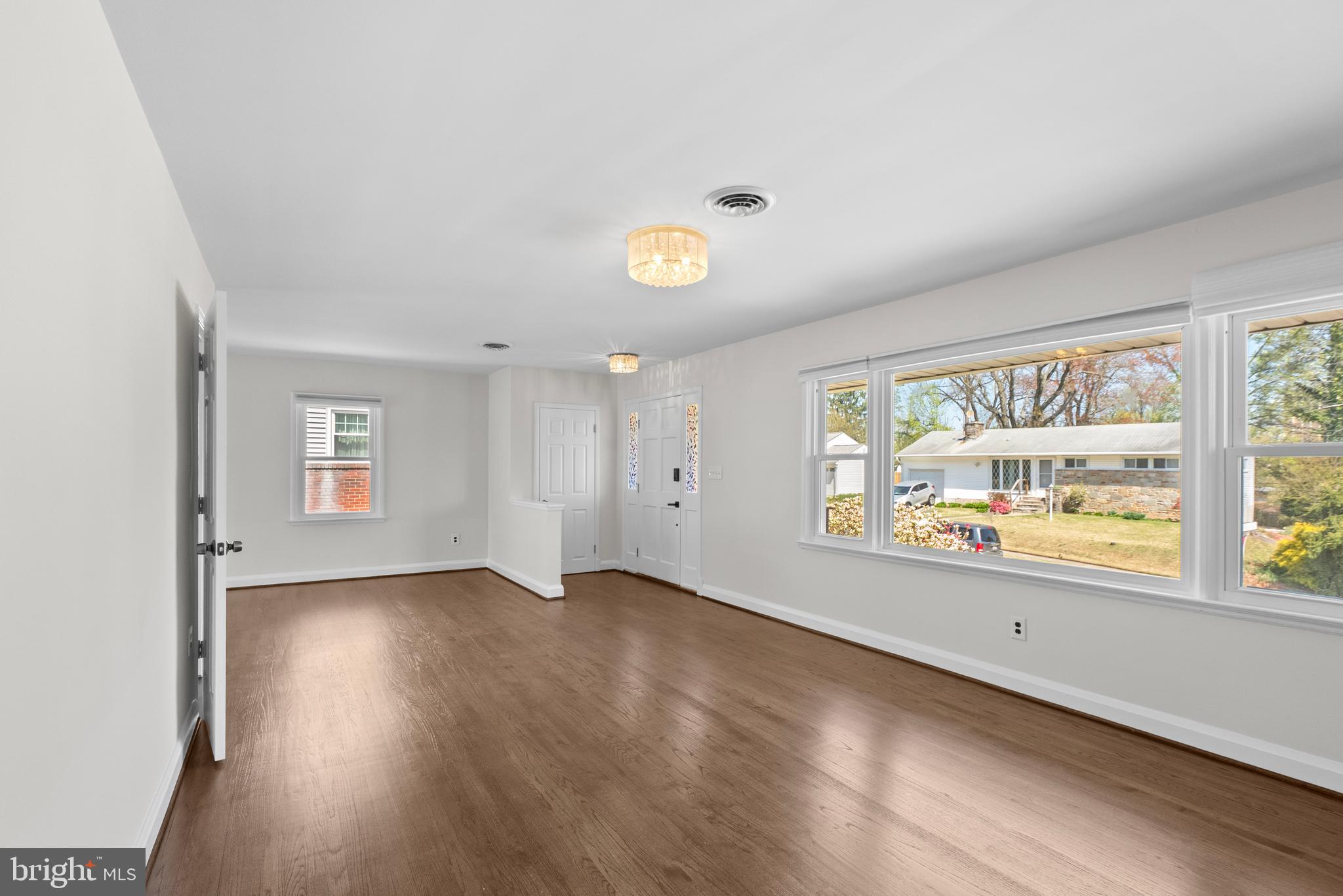 GLENDALE - Residential