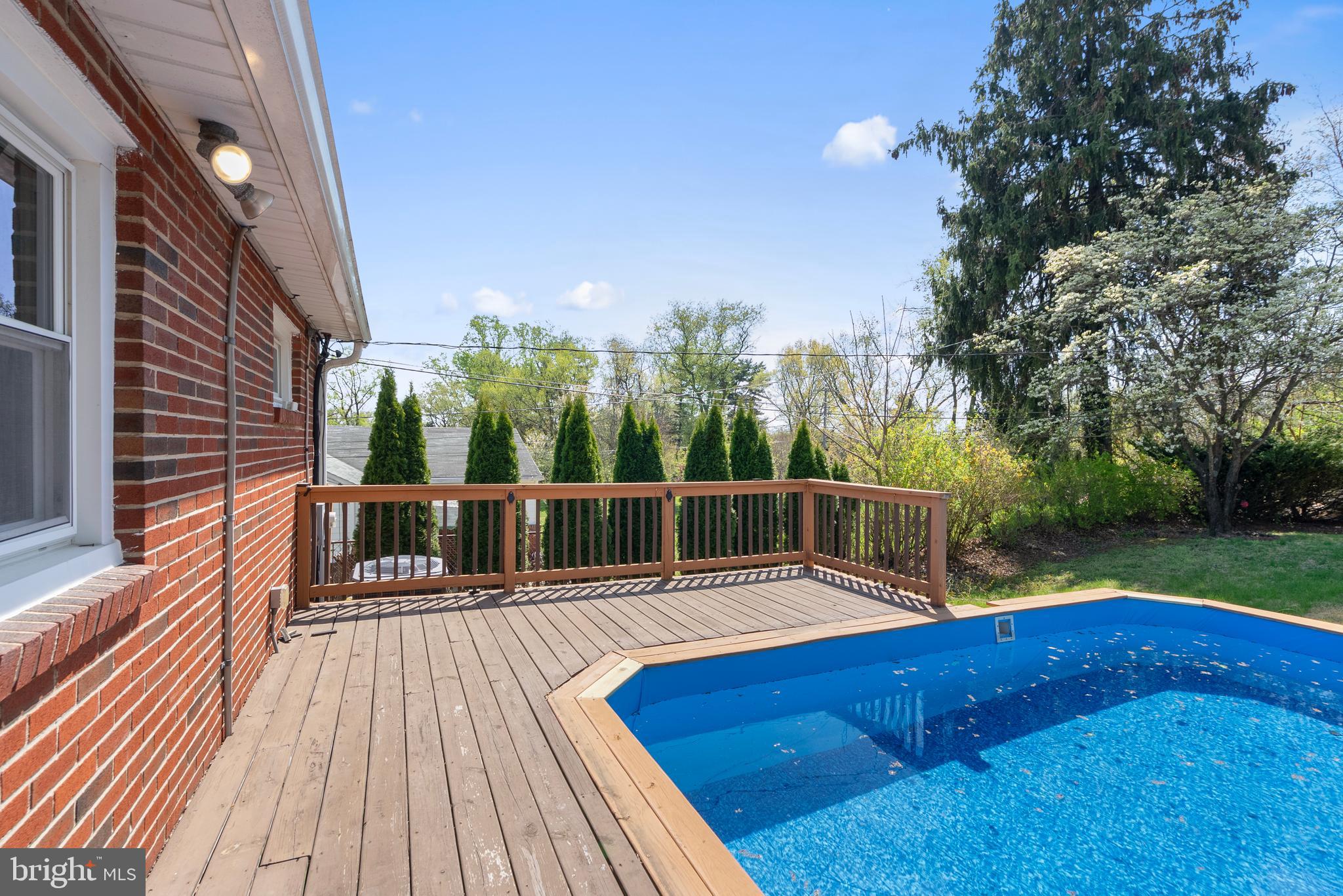 GLENDALE - Residential