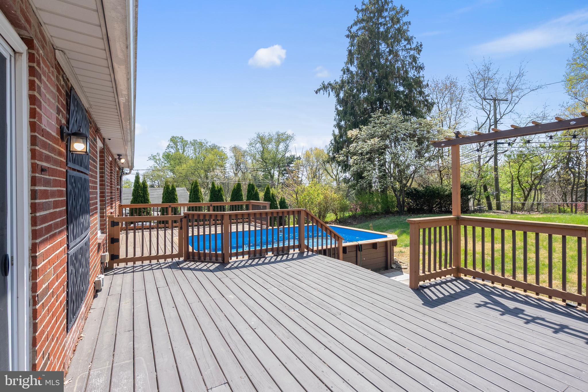 GLENDALE - Residential