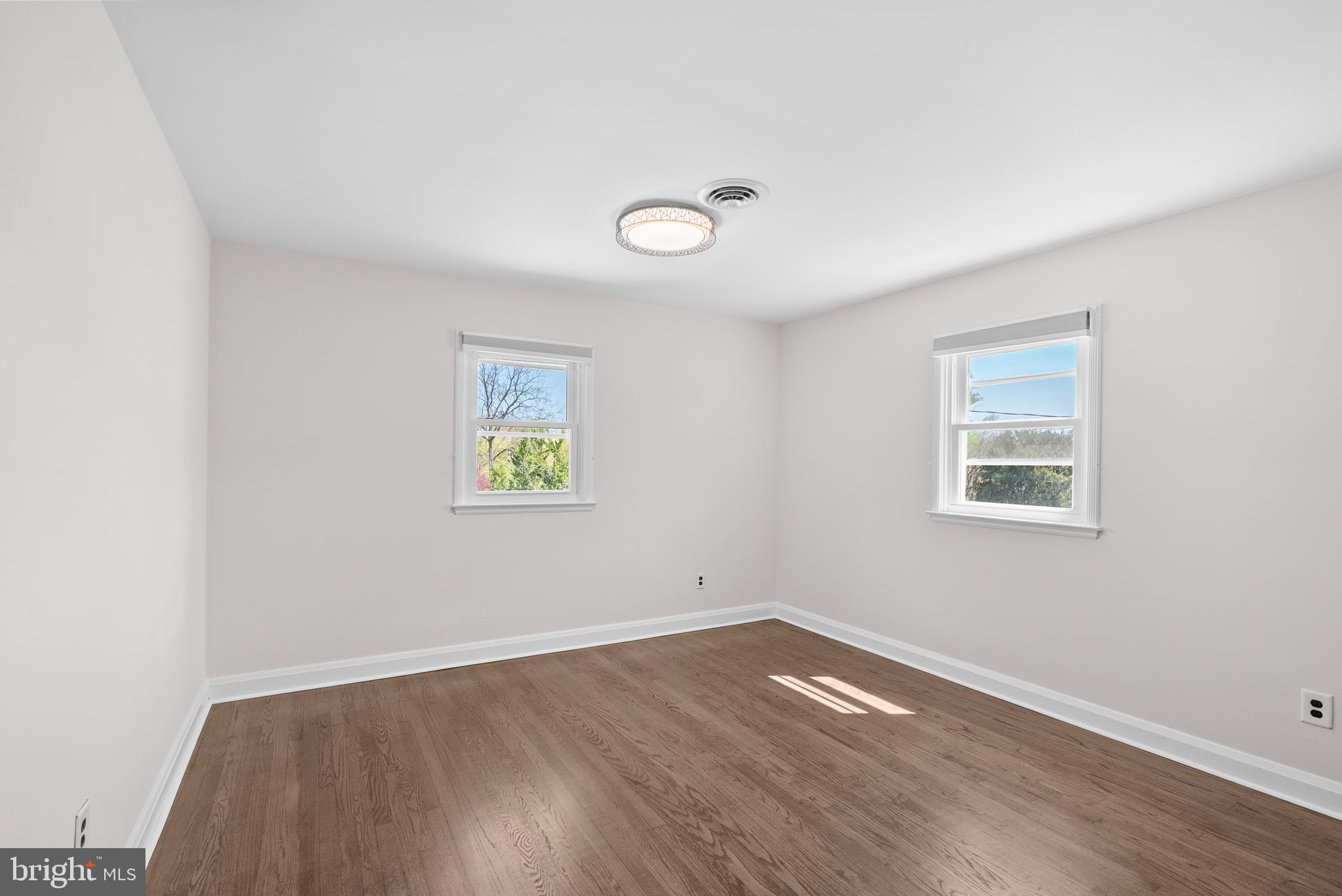 GLENDALE - Residential