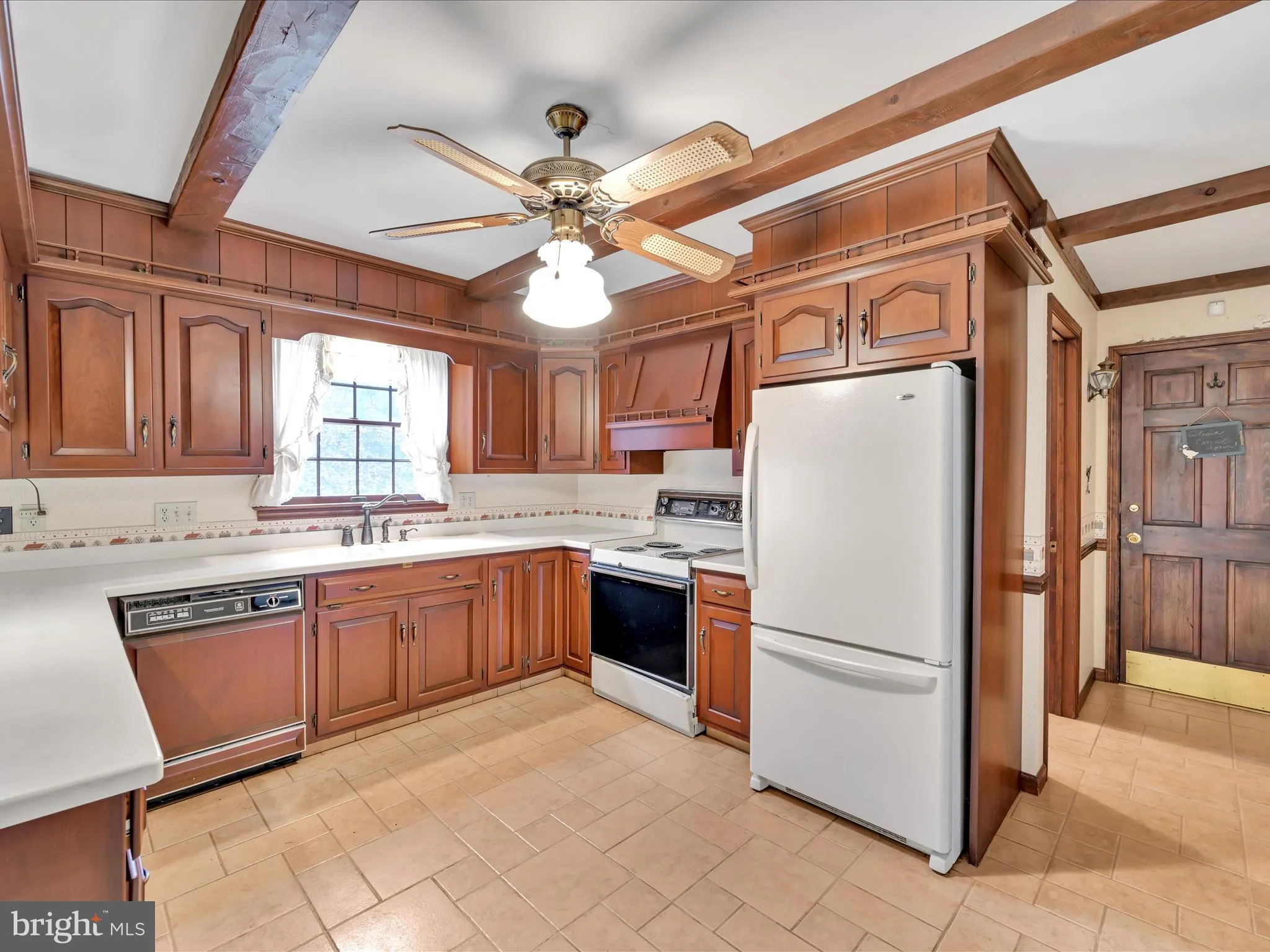 Mohnton, Pennsylvania 19540, United States, 2 Bedrooms Bedrooms, ,2 BathroomsBathrooms,Residential,Pending,103165