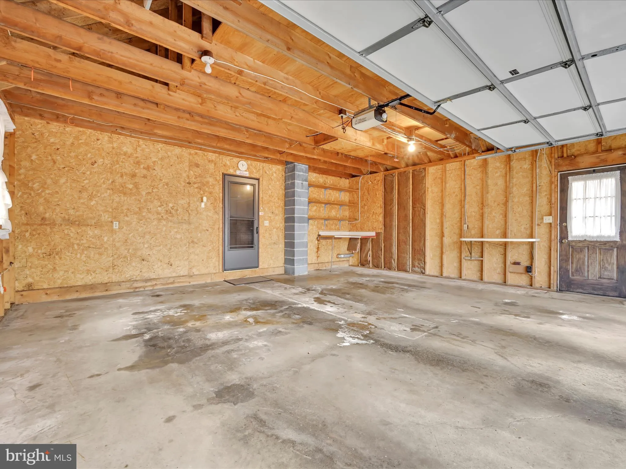 Mohnton, Pennsylvania 19540, United States, 2 Bedrooms Bedrooms, ,2 BathroomsBathrooms,Residential,Pending,103165