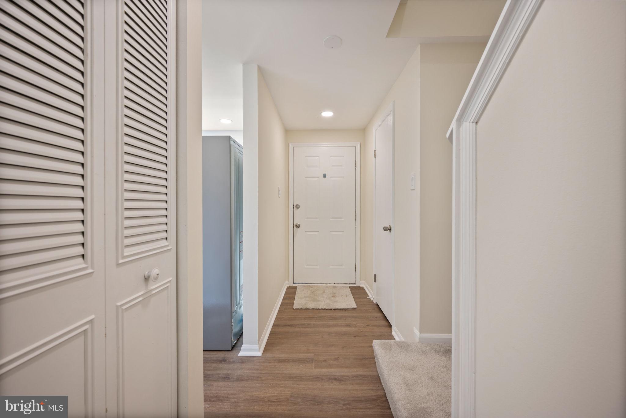 OAK POND - Residential